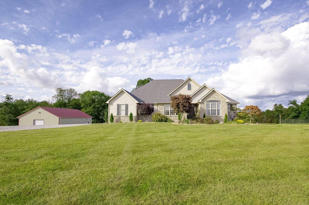 10339 New Delaware Road, Mount Vernon