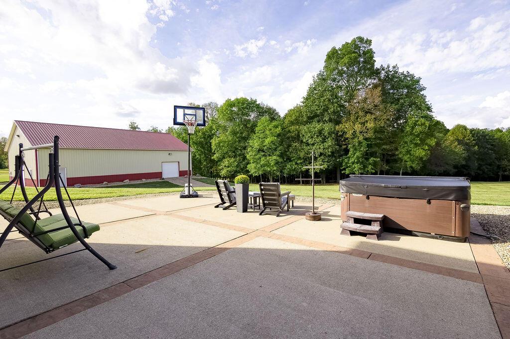 10339 New Delaware Road, Mount Vernon