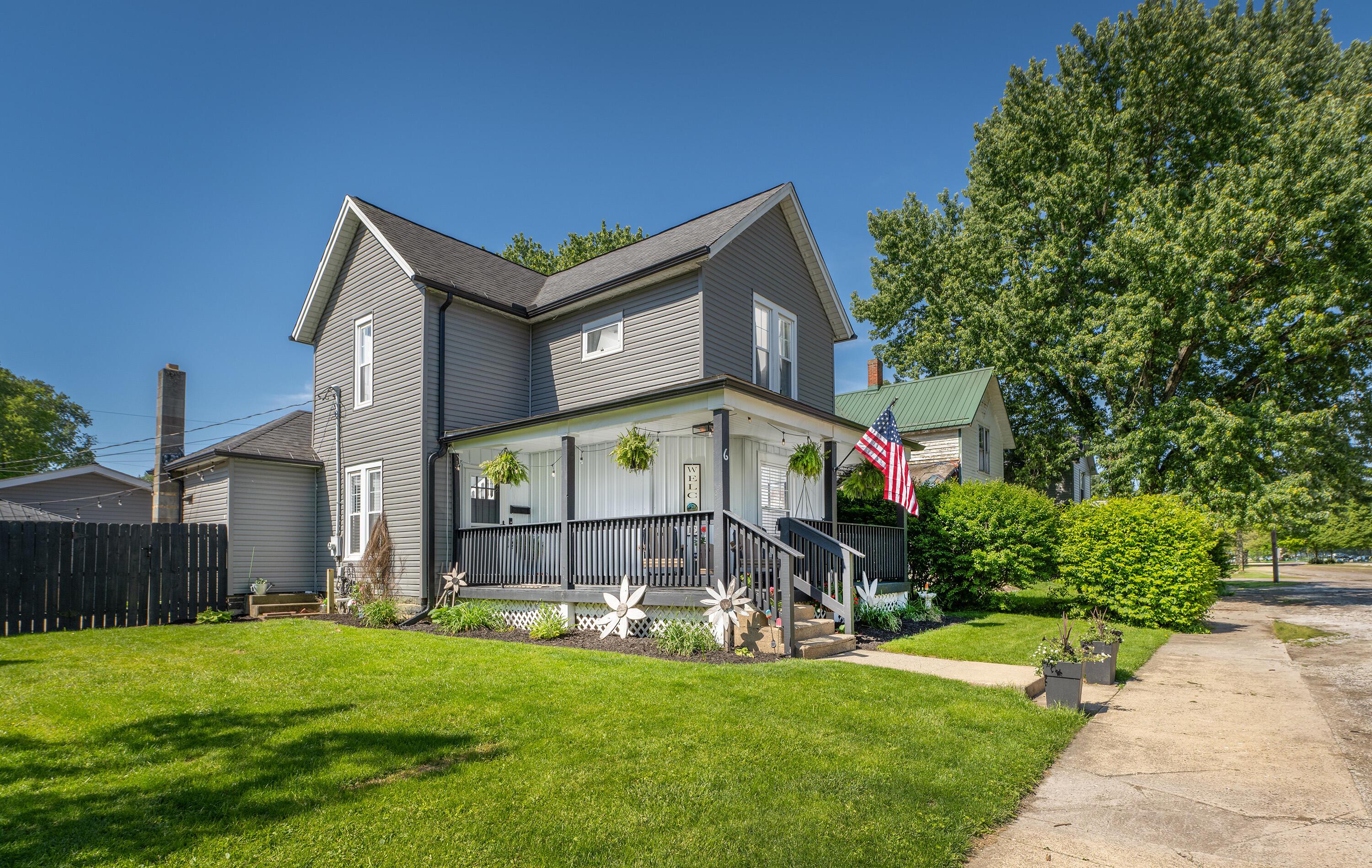 6 Ridgewood Avenue