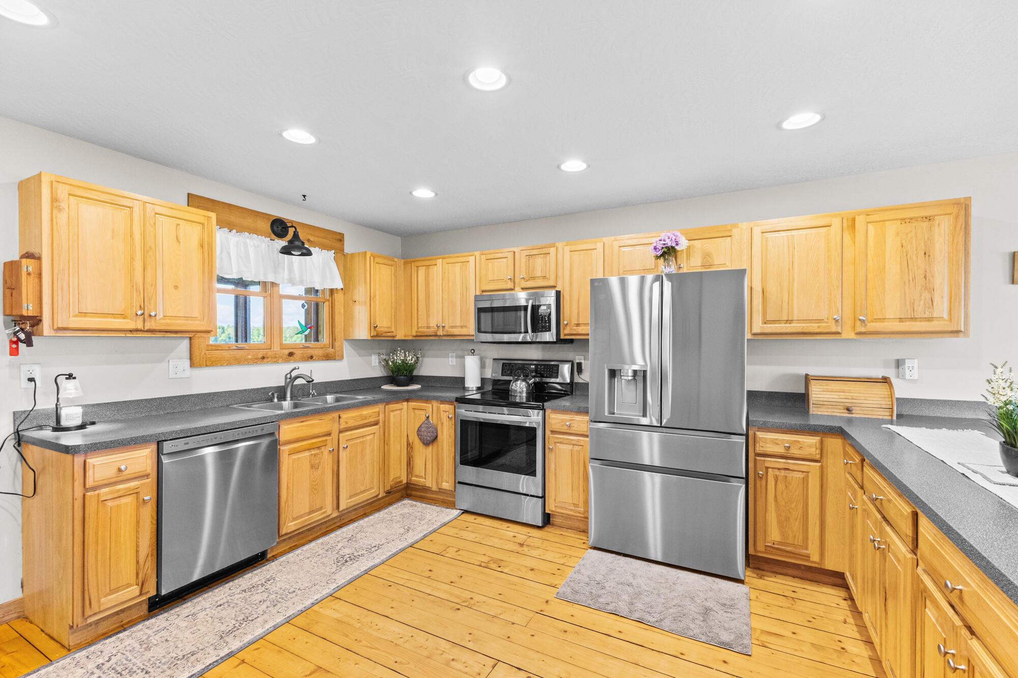 5654 Township Road 211