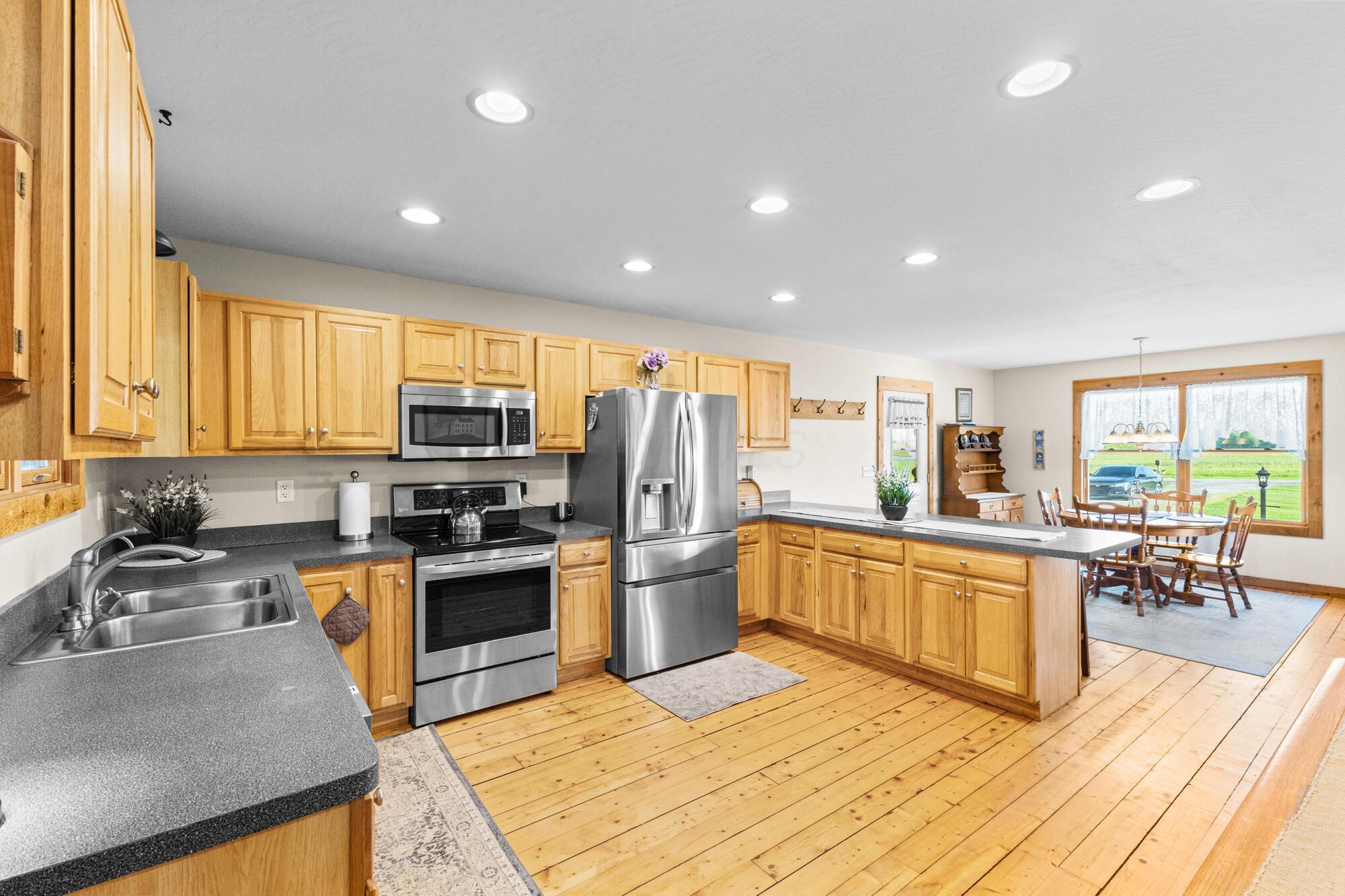 5654 Township Road 211