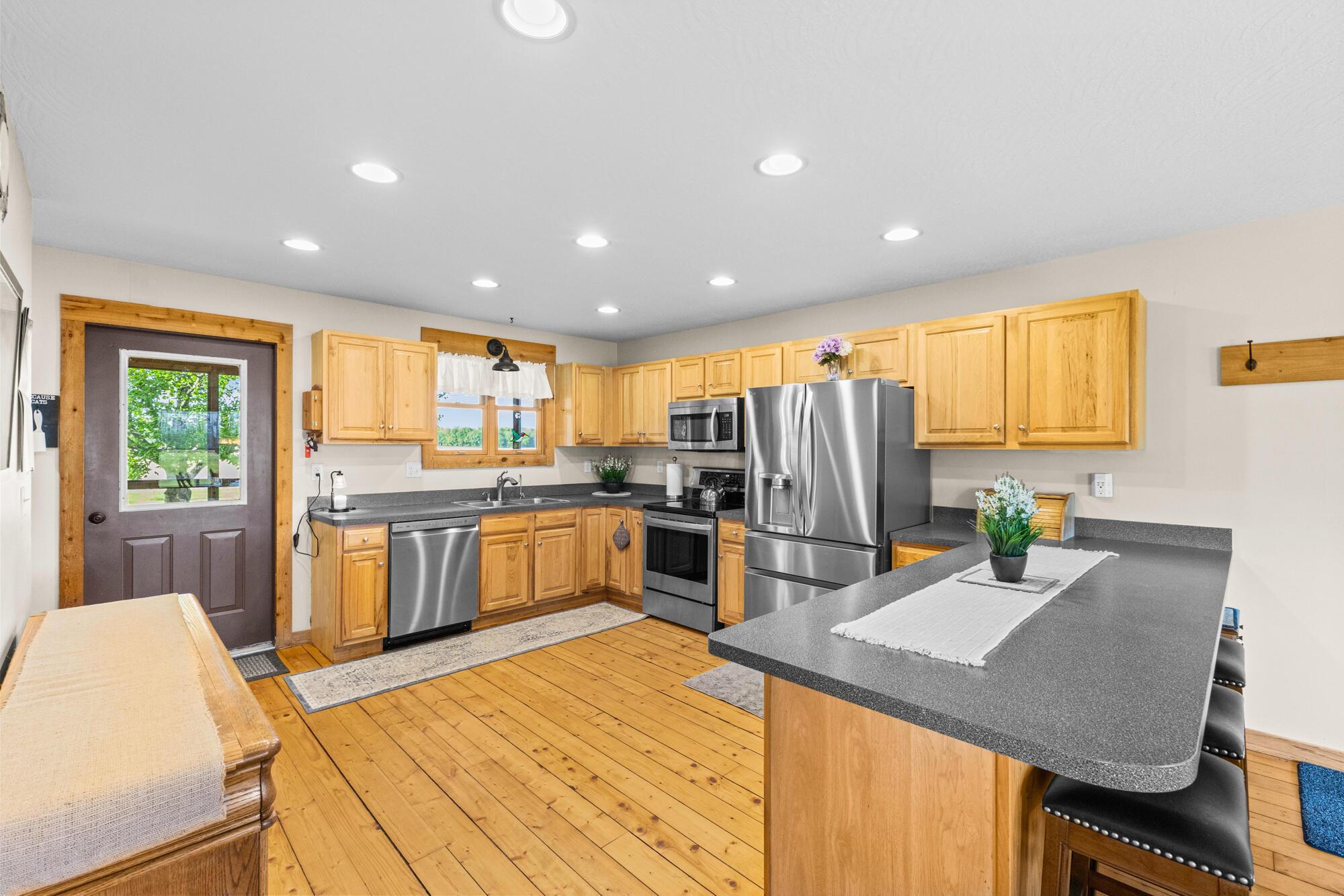 5654 Township Road 211