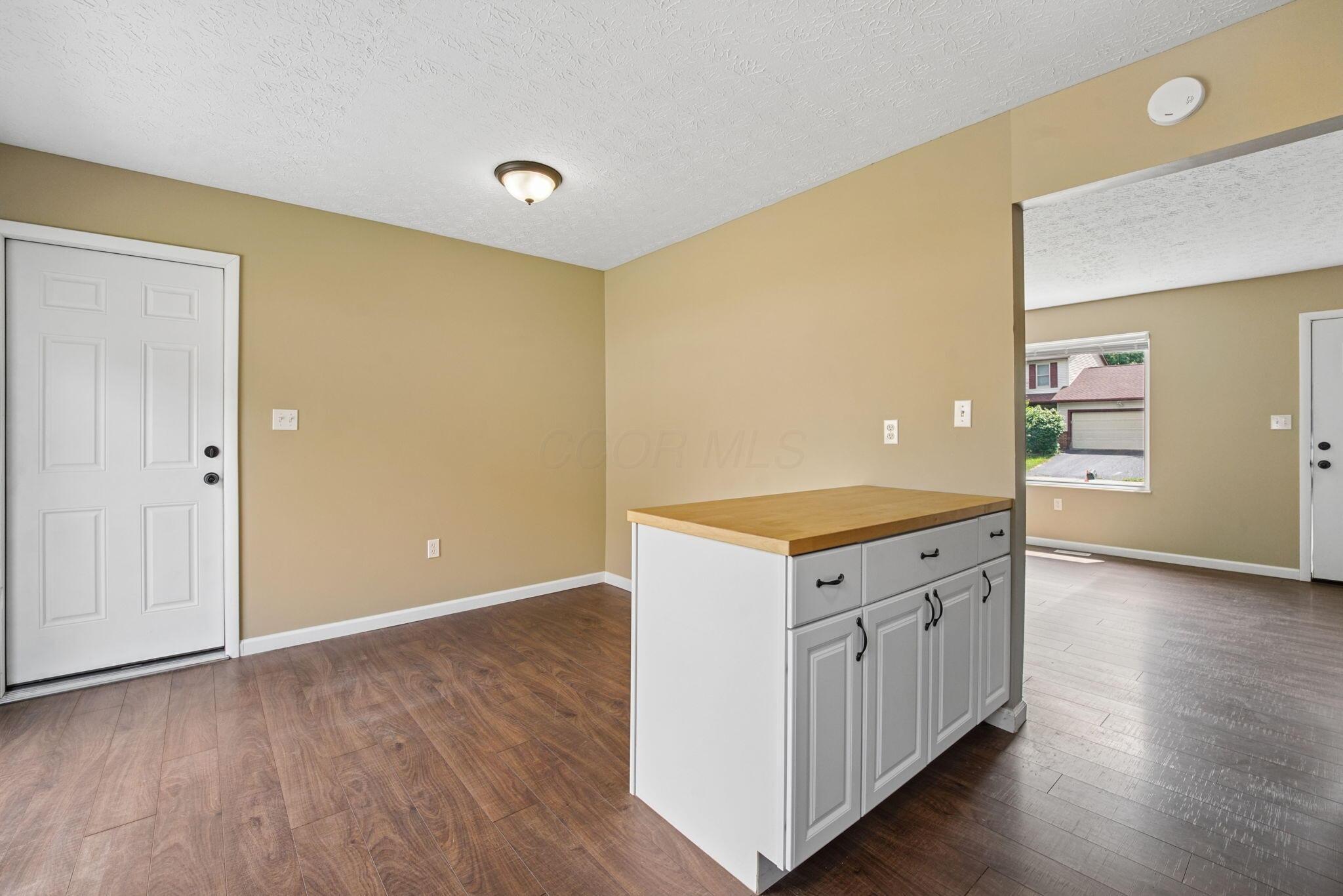 4909 Dunlap Road