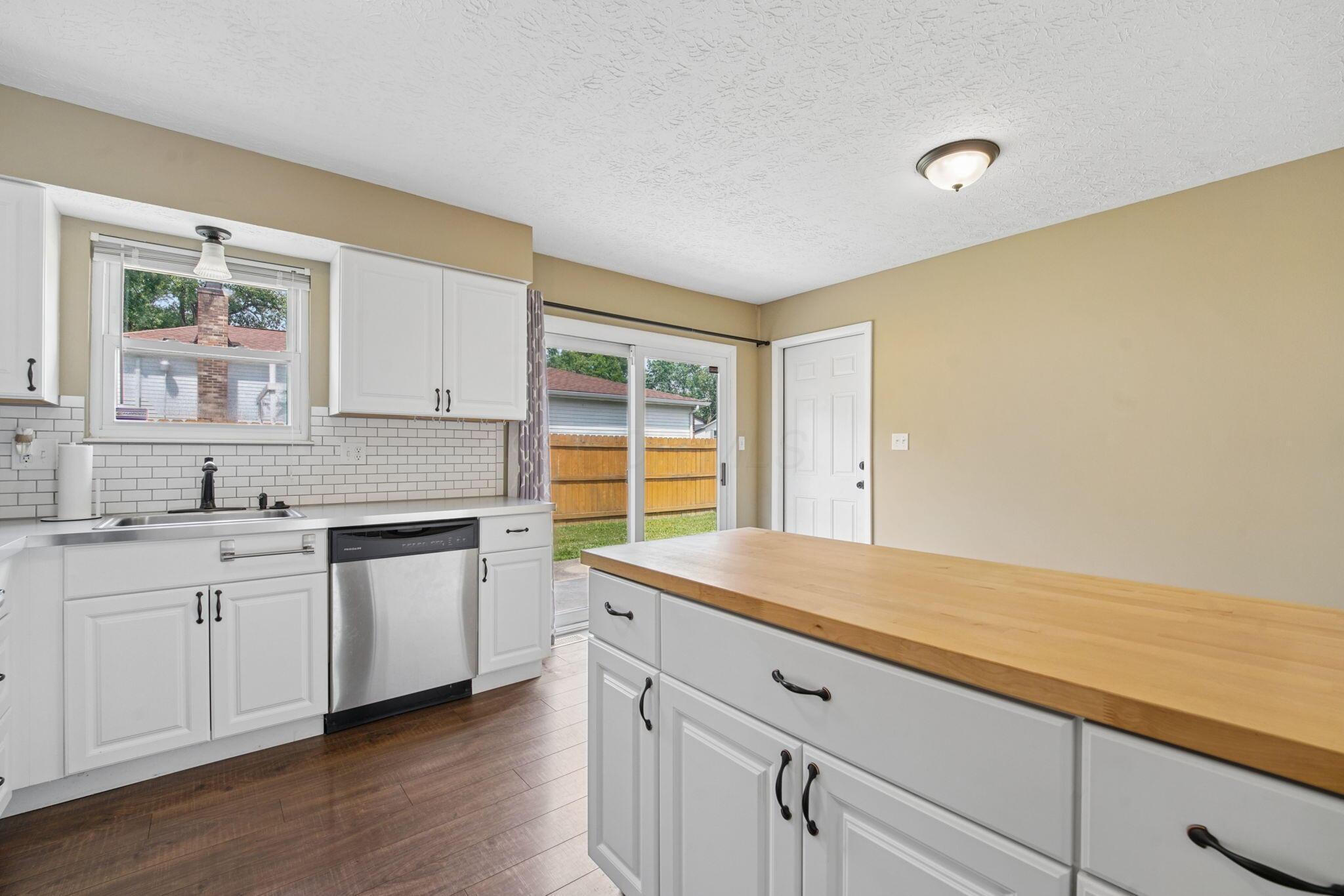 4909 Dunlap Road