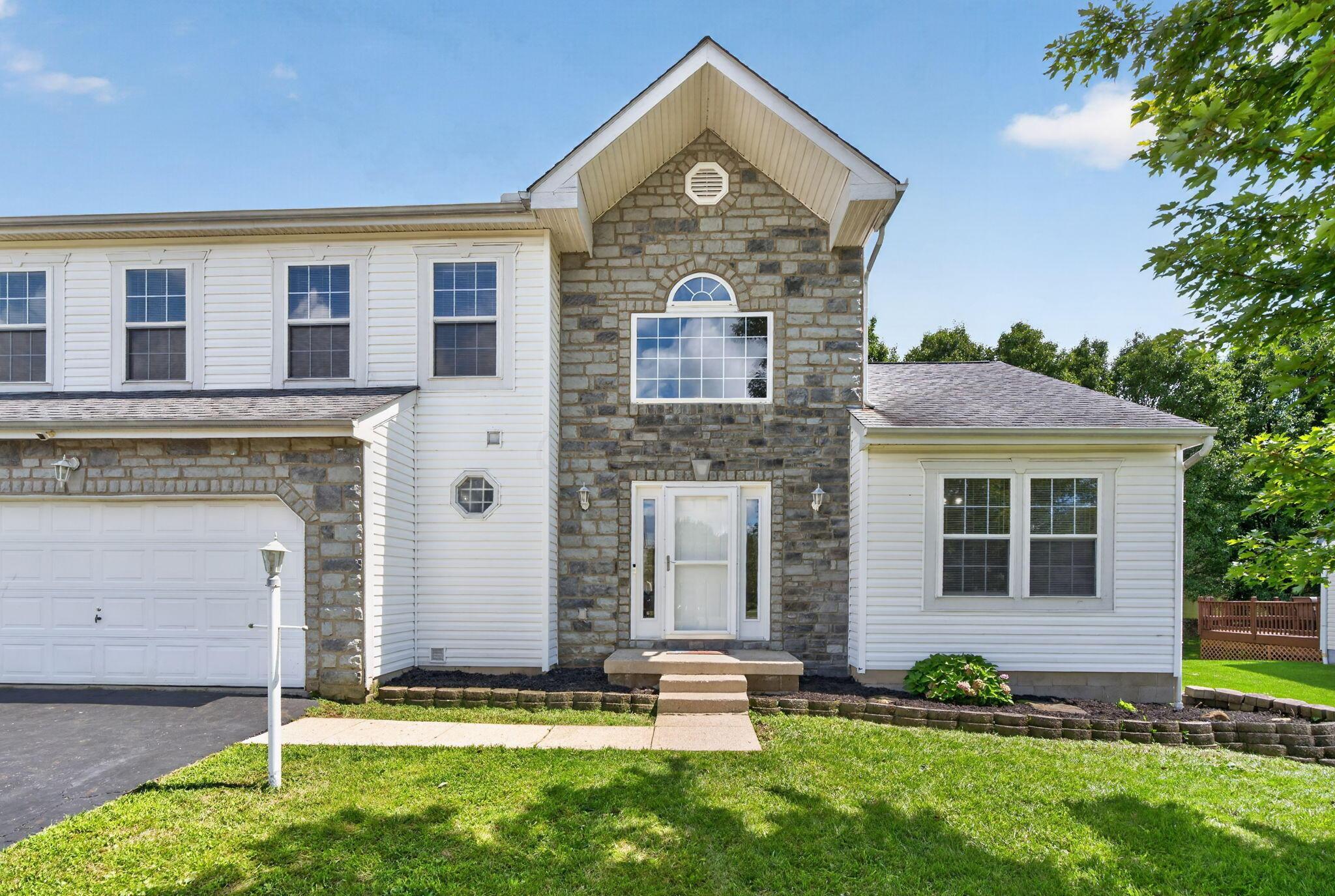 156 Knights Bridge Drive E