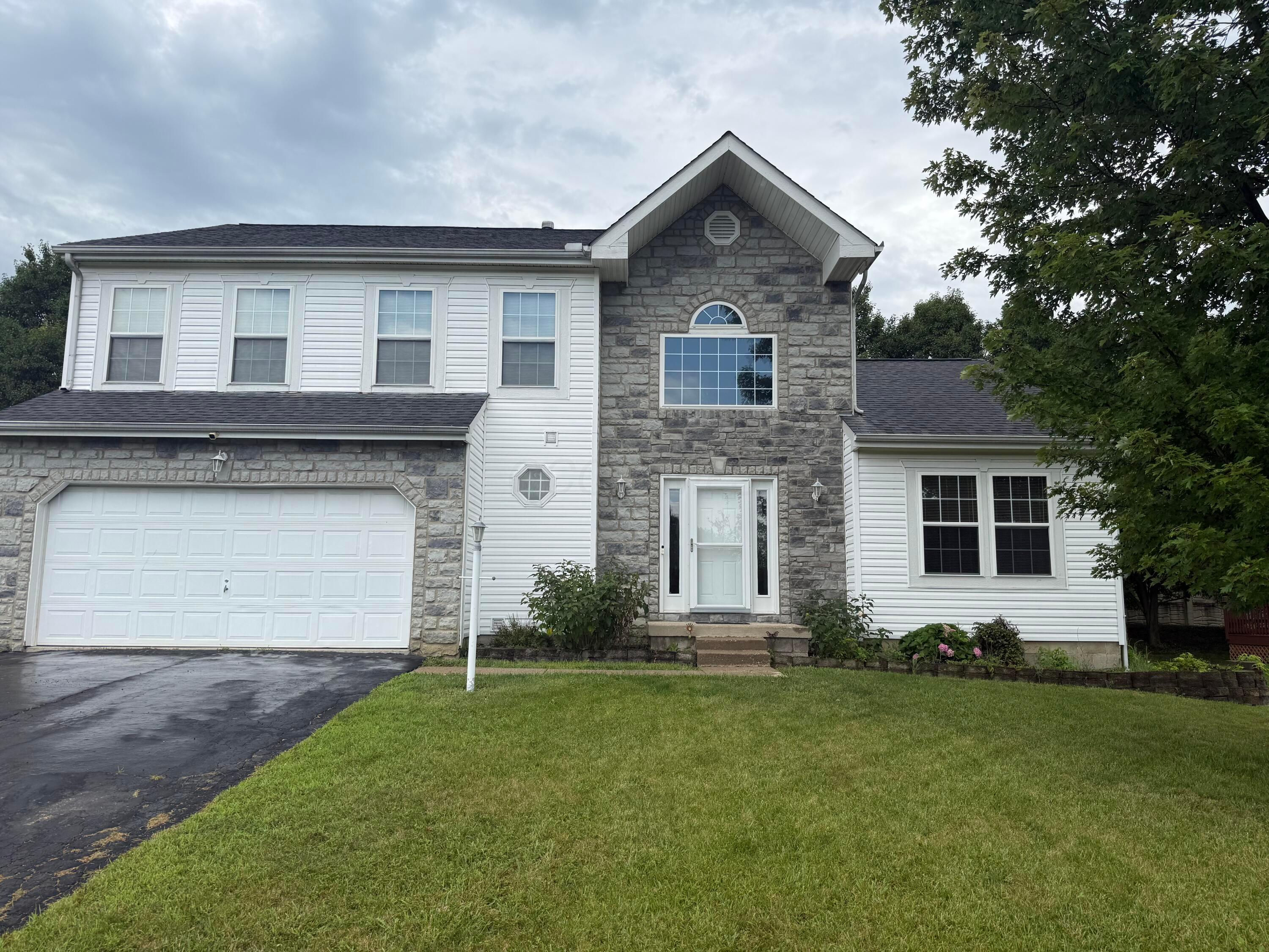 156 Knights Bridge Drive E