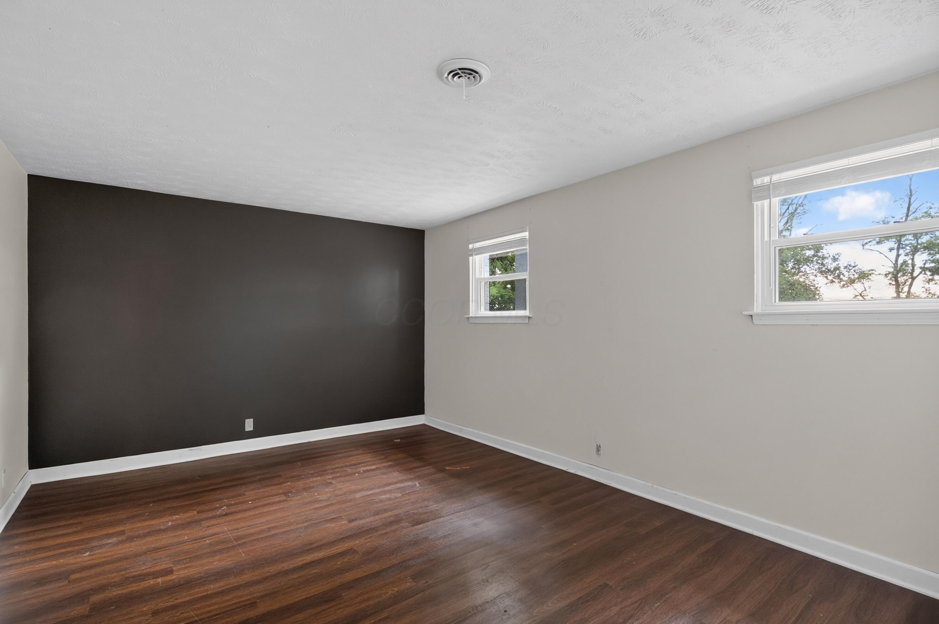4833 Columbus Road