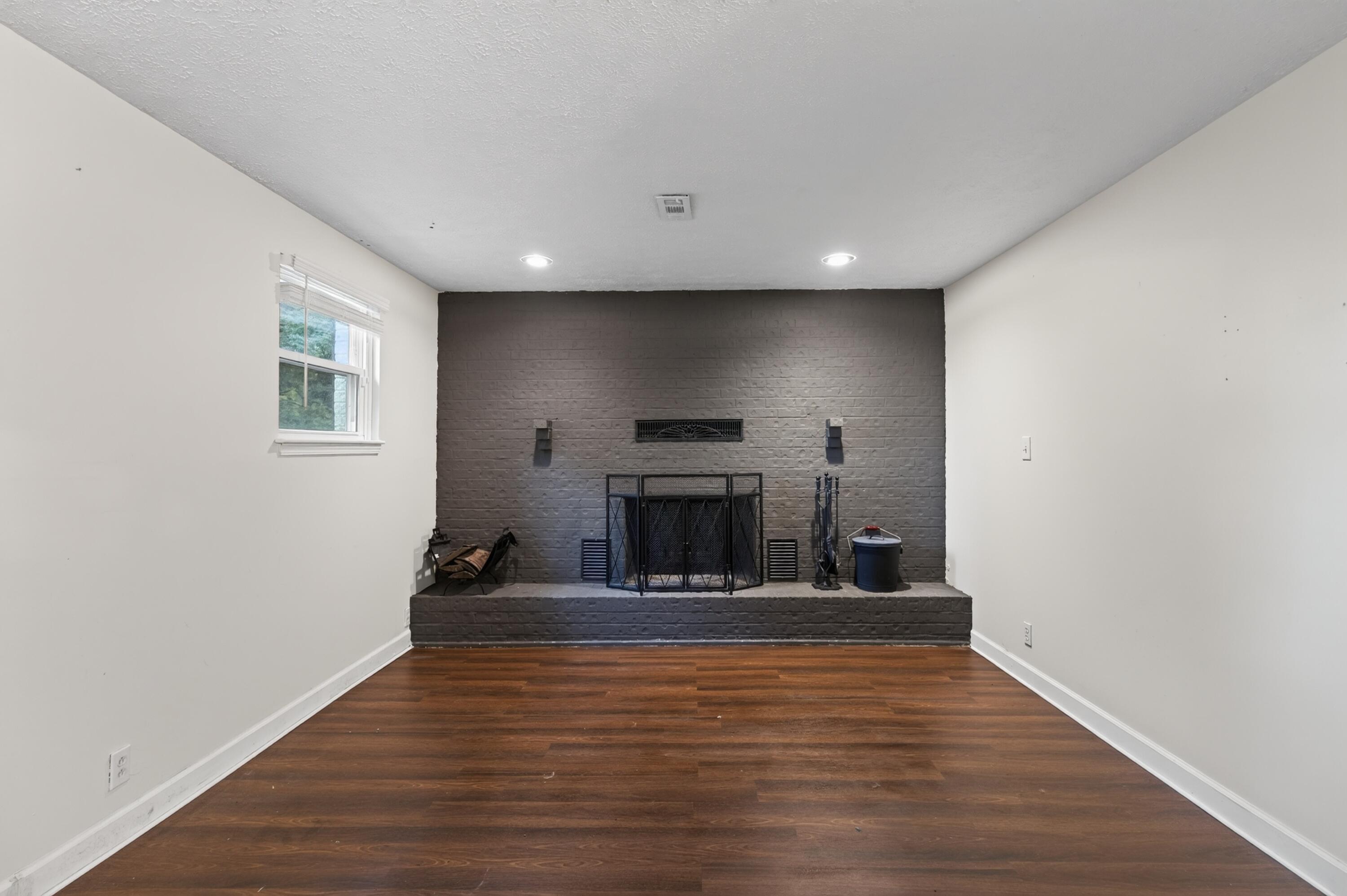 4833 Columbus Road