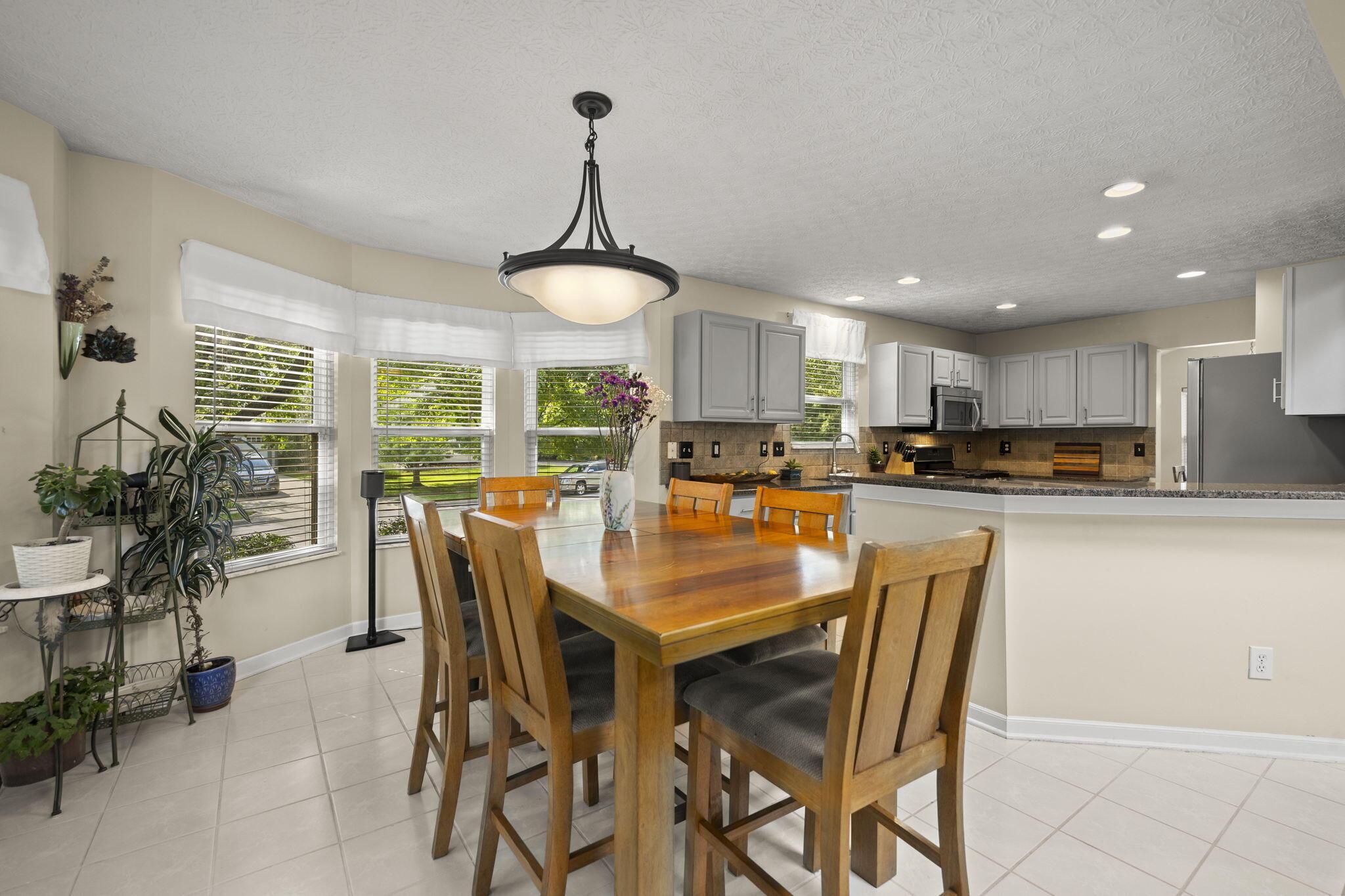 238 Donerail Avenue