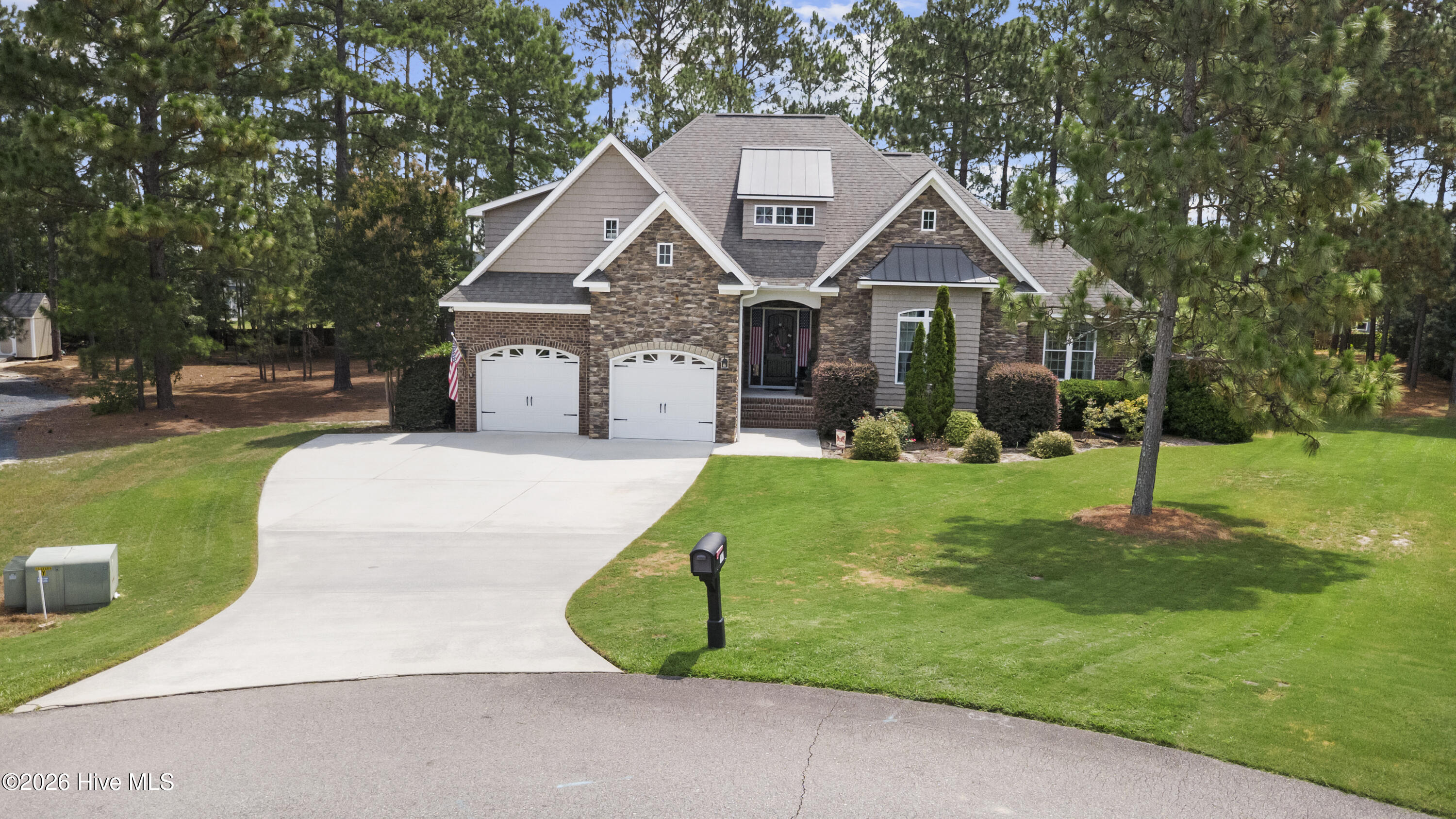 107 Tomahawk Court