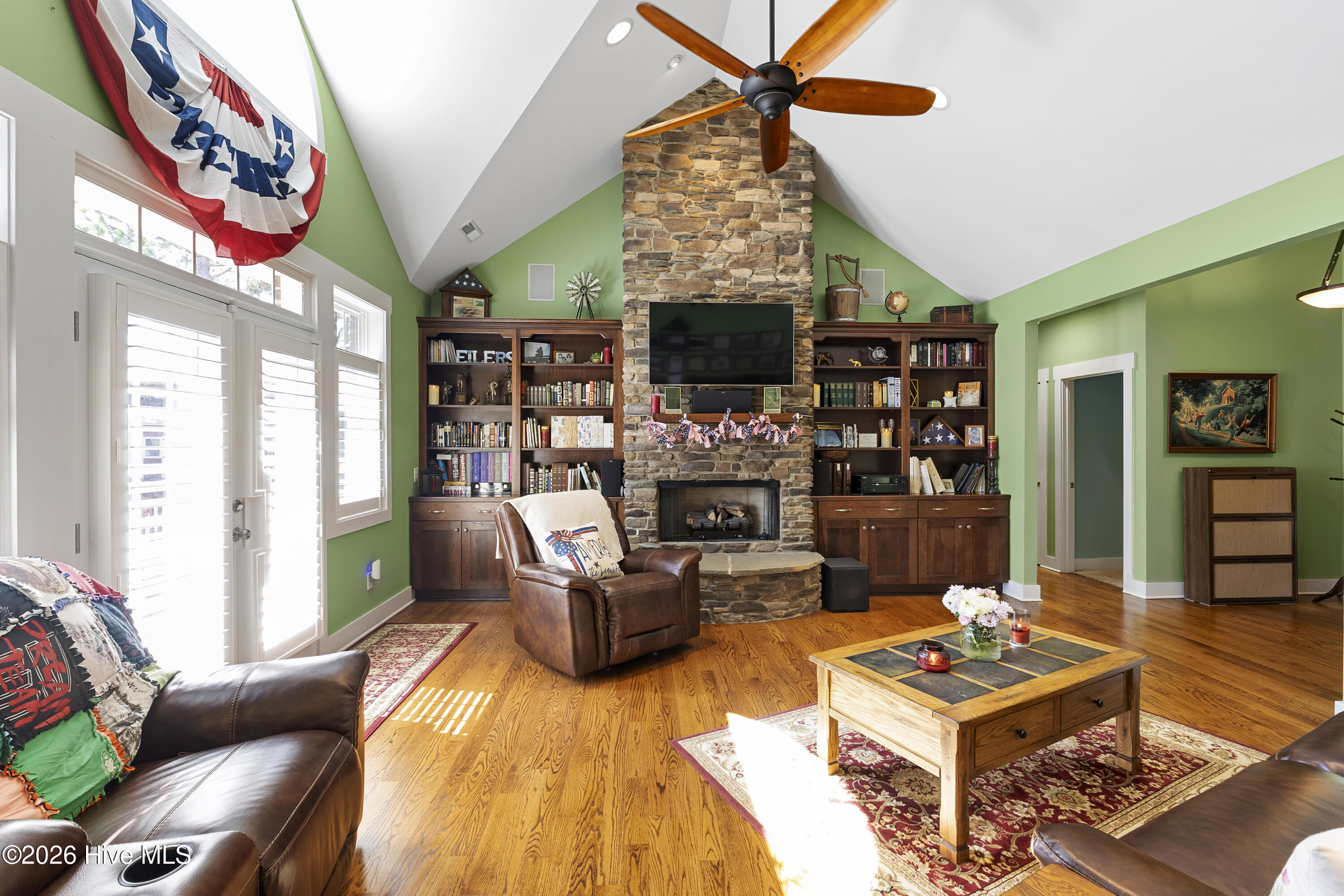 107 Tomahawk Court