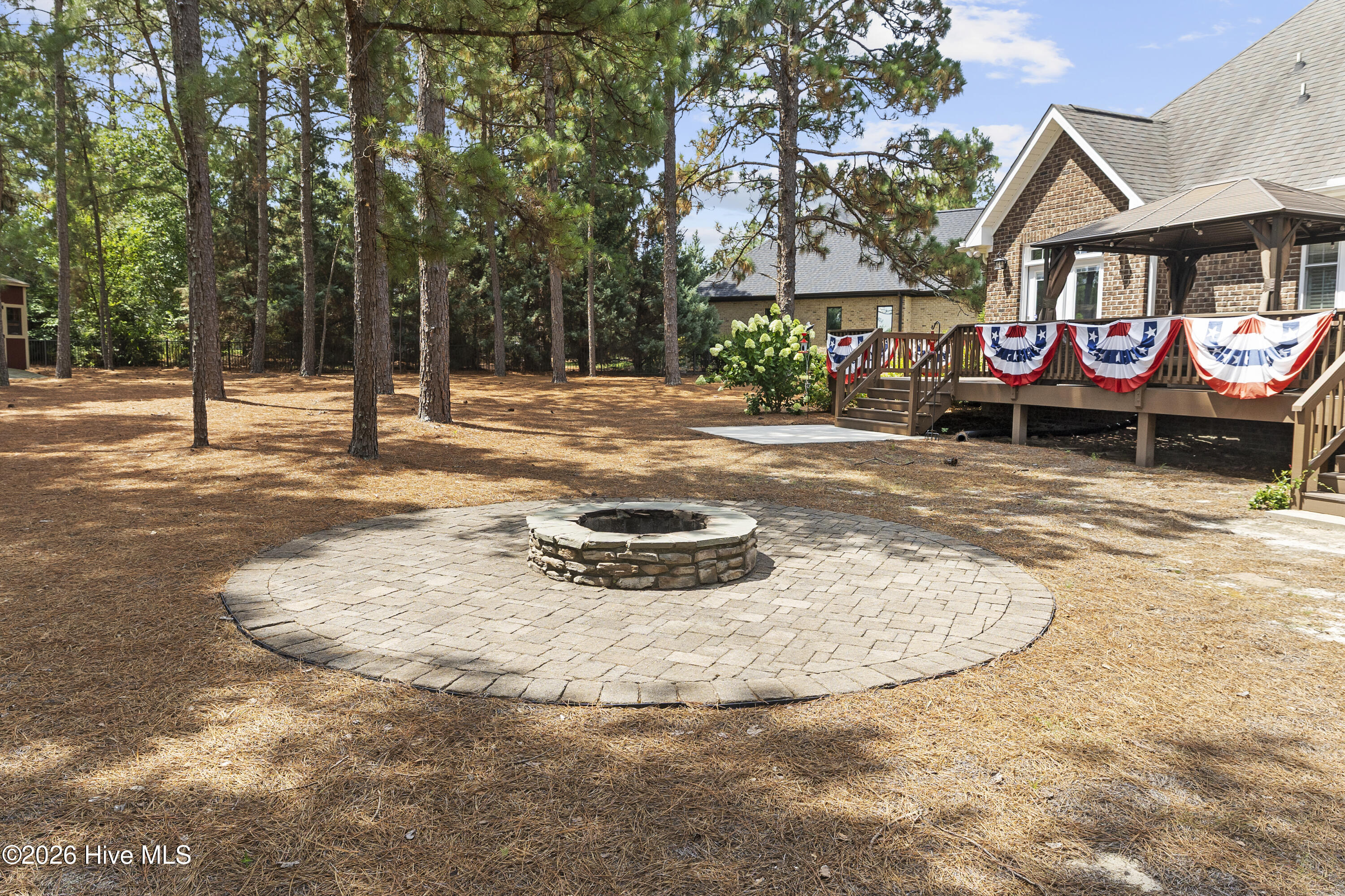 107 Tomahawk Court