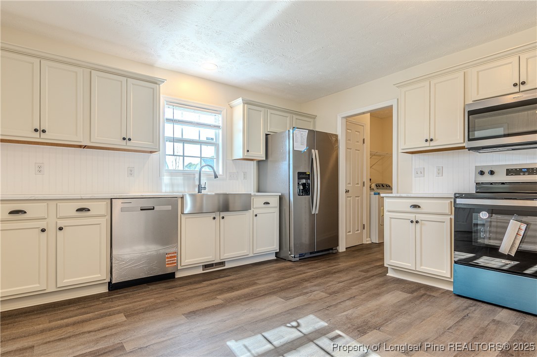 1512 Belews Creek Lane