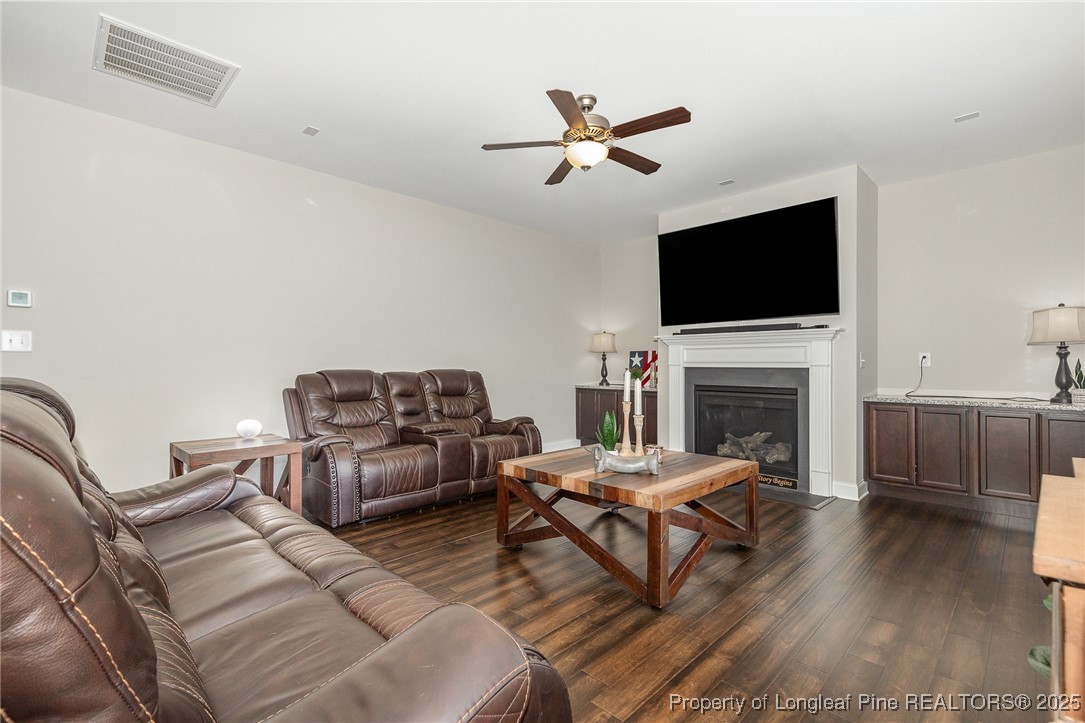 412 Weston Woods Street
