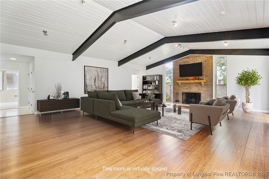 2205 N Elm Street