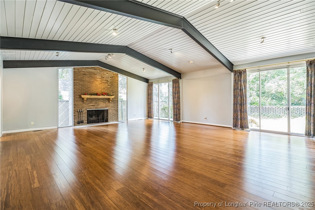 2205 N Elm Street