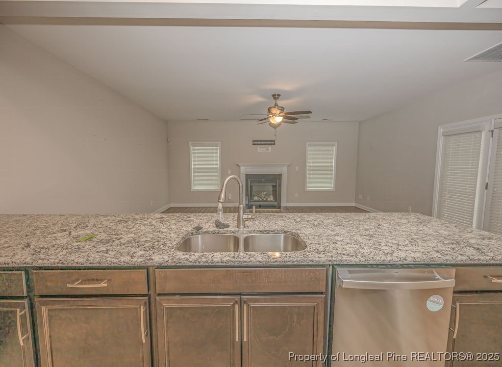 6821 Hunters Den Road