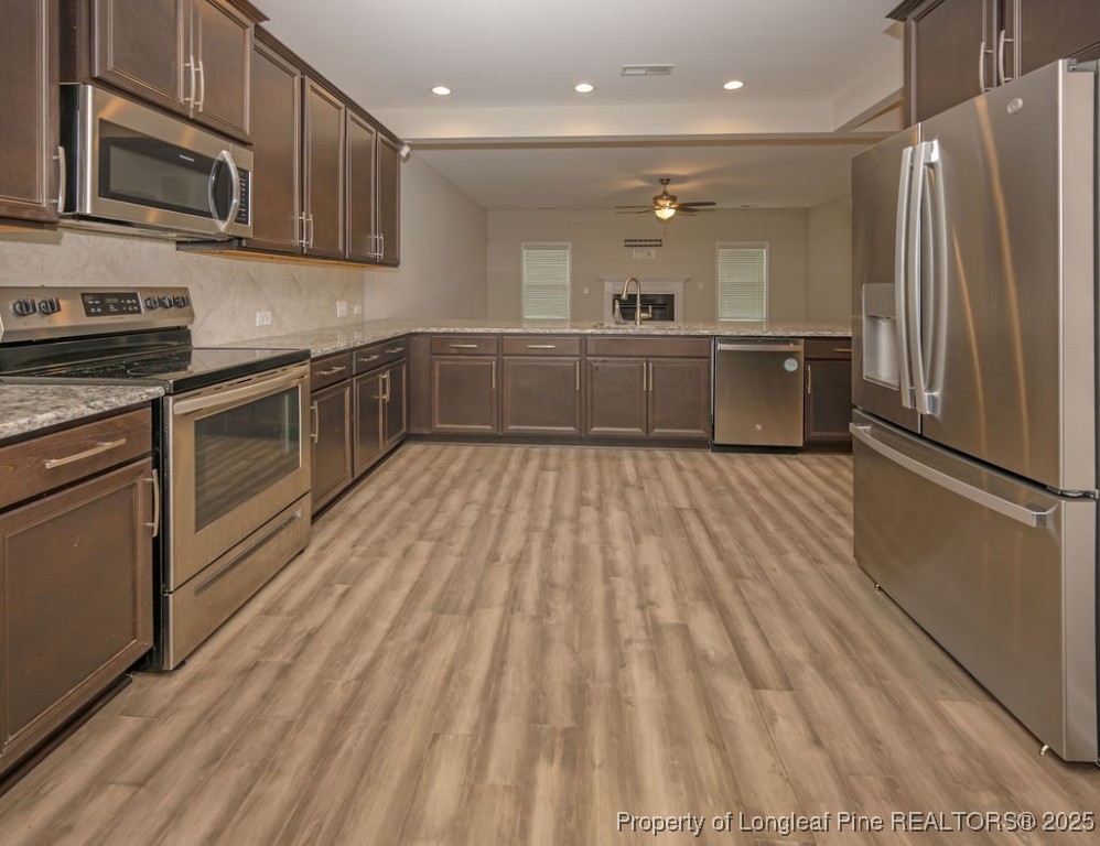 6821 Hunters Den Road