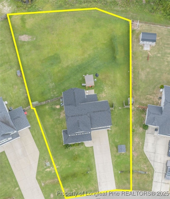 6821 Hunters Den Road