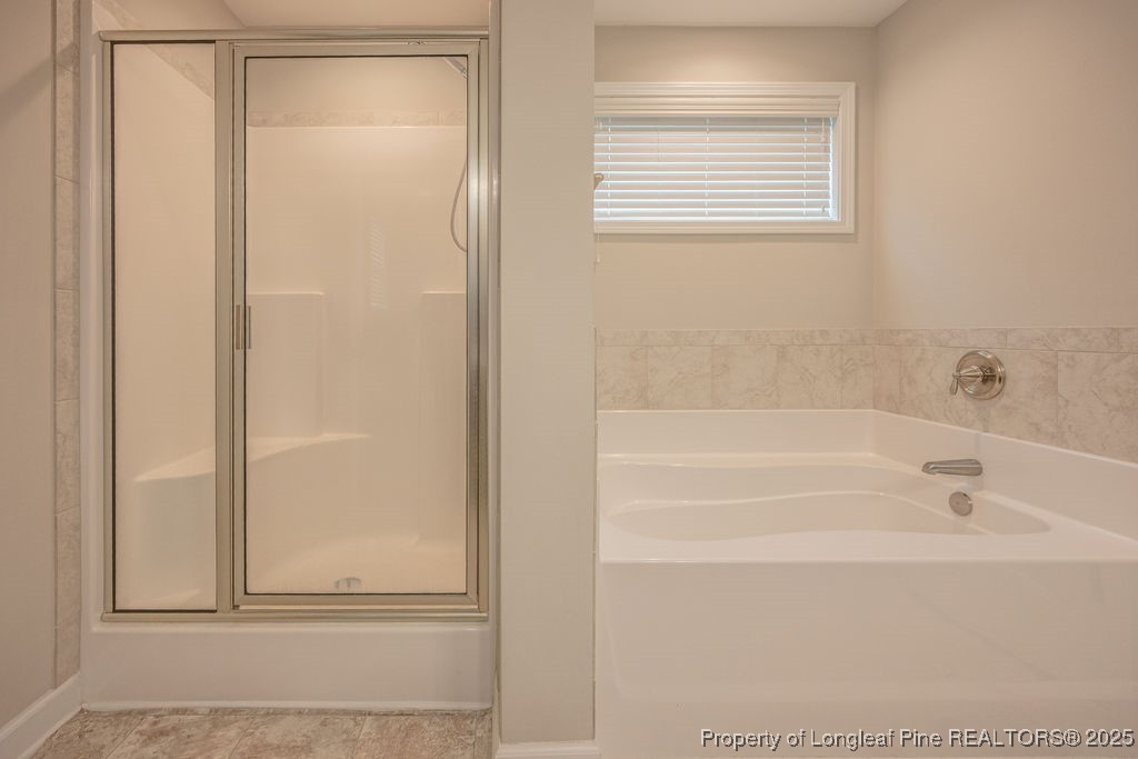 6821 Hunters Den Road