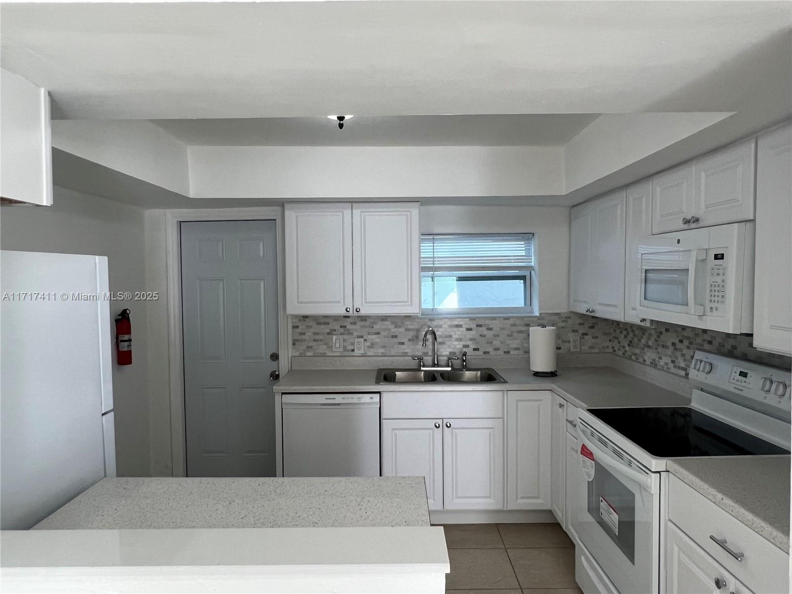 113 NW 13th Ave Unit: Front