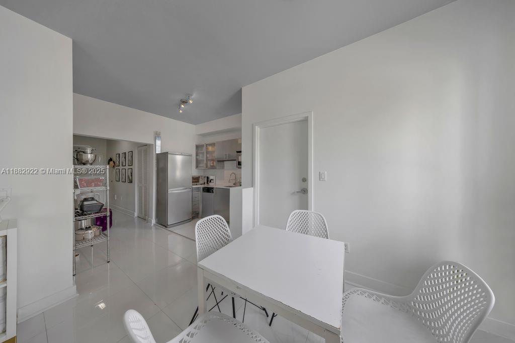 1000 Meridian Ave # 12