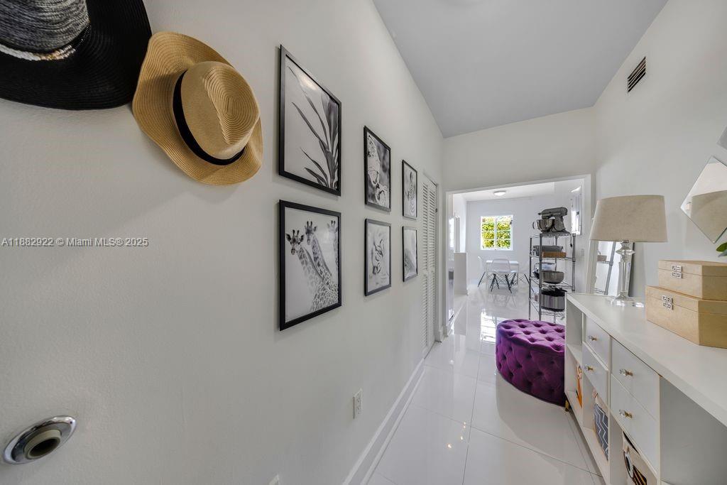 1000 Meridian Ave # 12