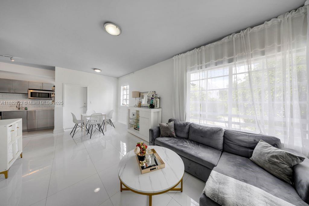 1000 Meridian Ave # 12