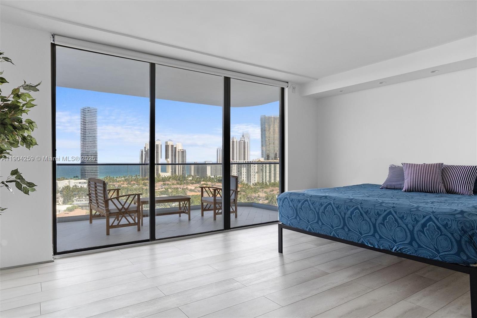 19707 Turnberry Way # 19H