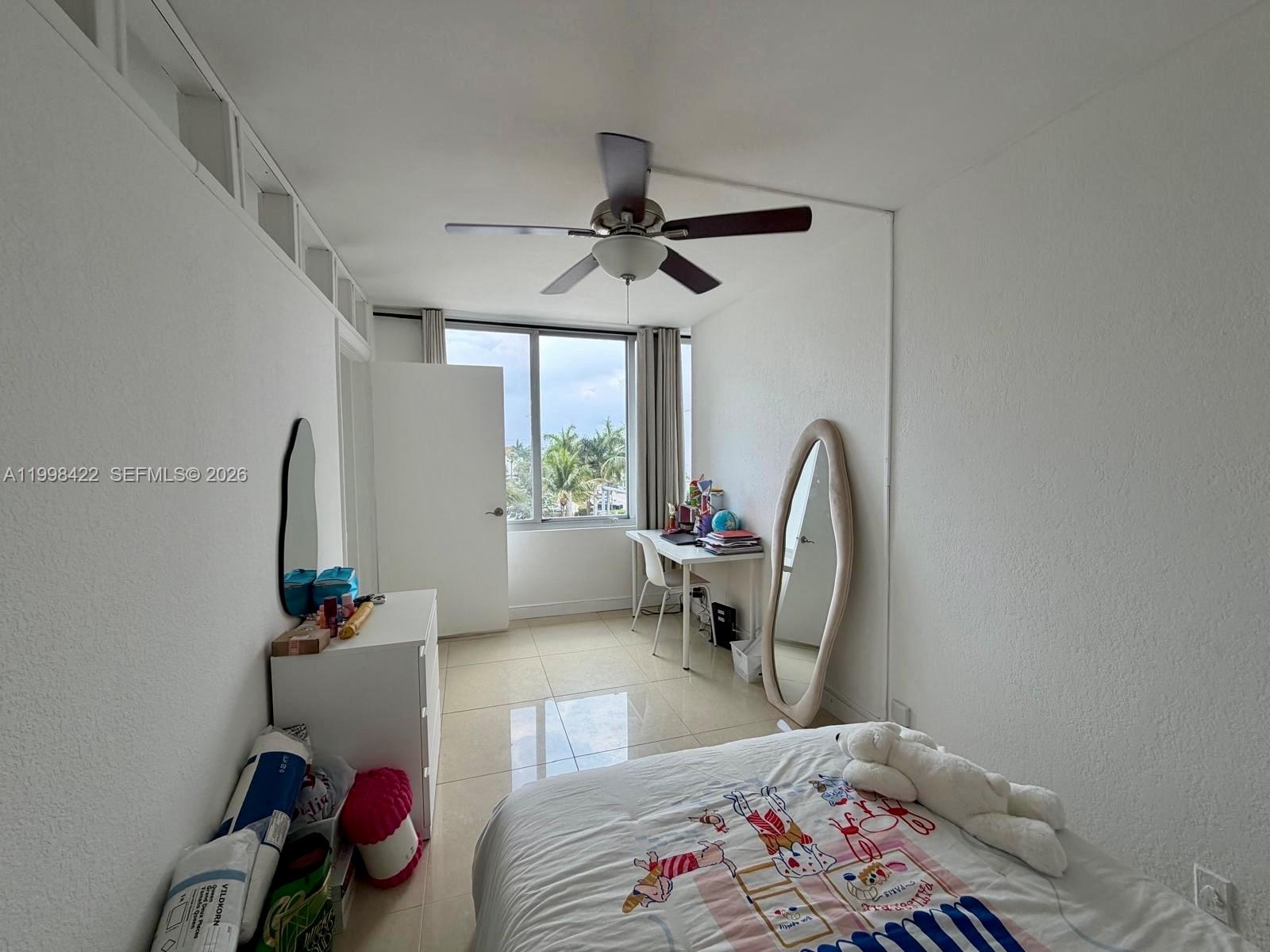 1000 West Ave # 330