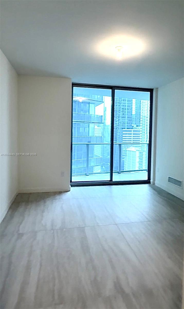 77 SE 5th st # 2305