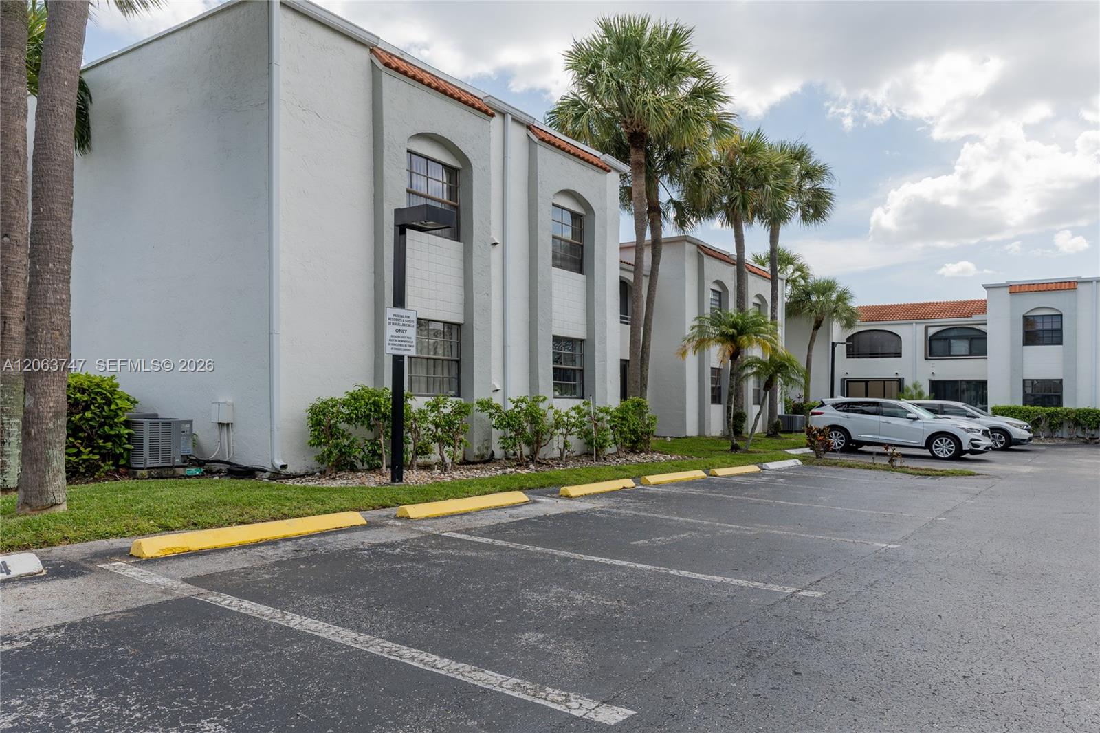 3571 Magellan Cir # 4 Unit: 343-4