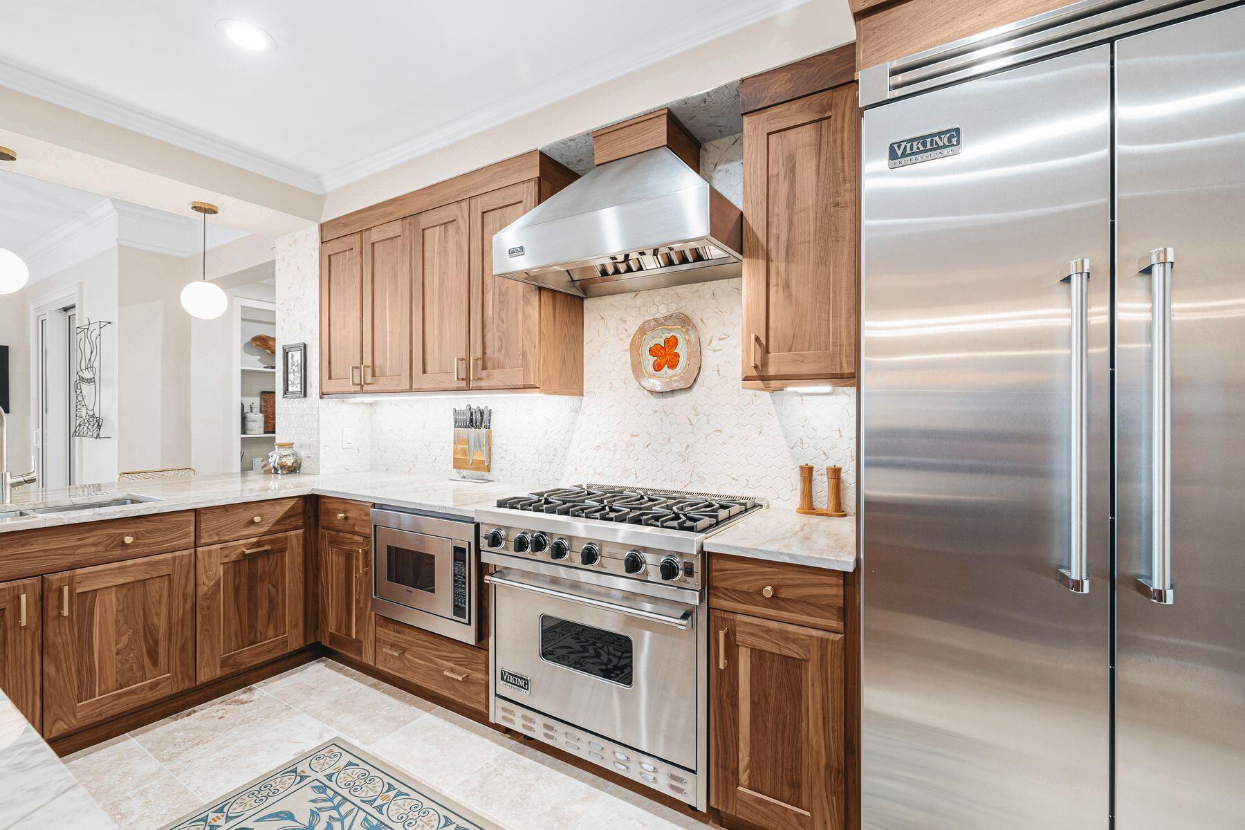 408 Kelly Plantation Drive, UNIT 409