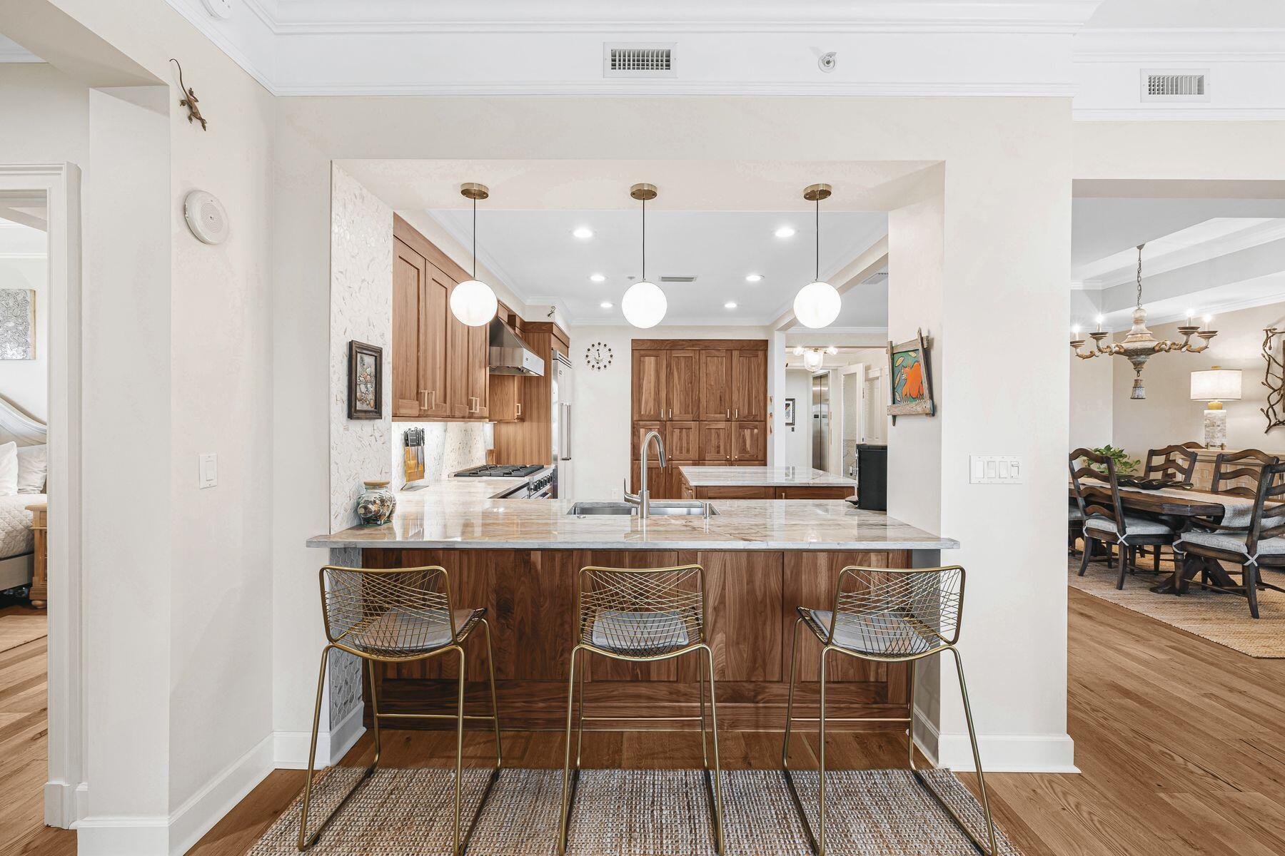 408 Kelly Plantation Drive, UNIT 409