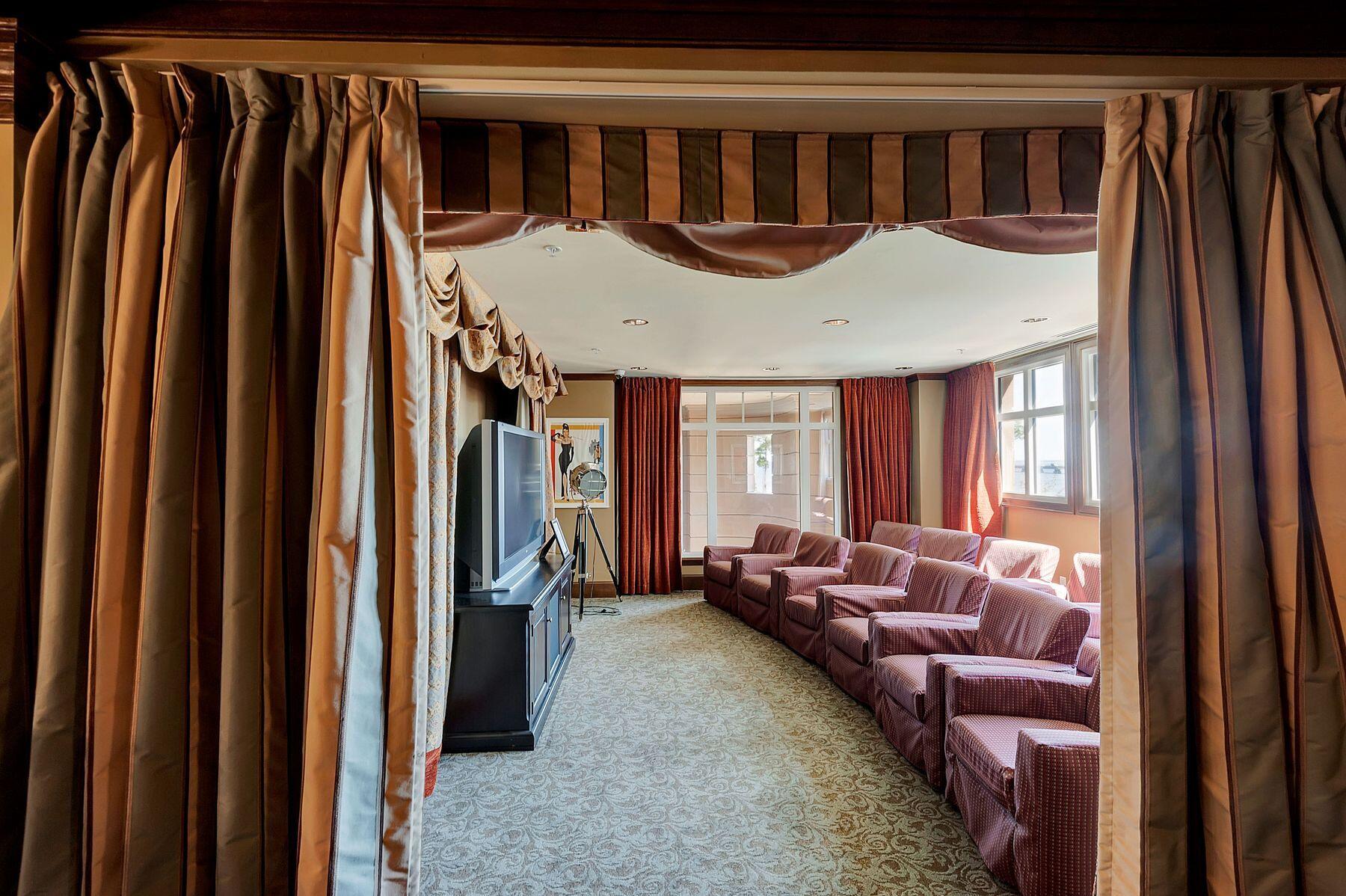 408 Kelly Plantation Drive, UNIT 409