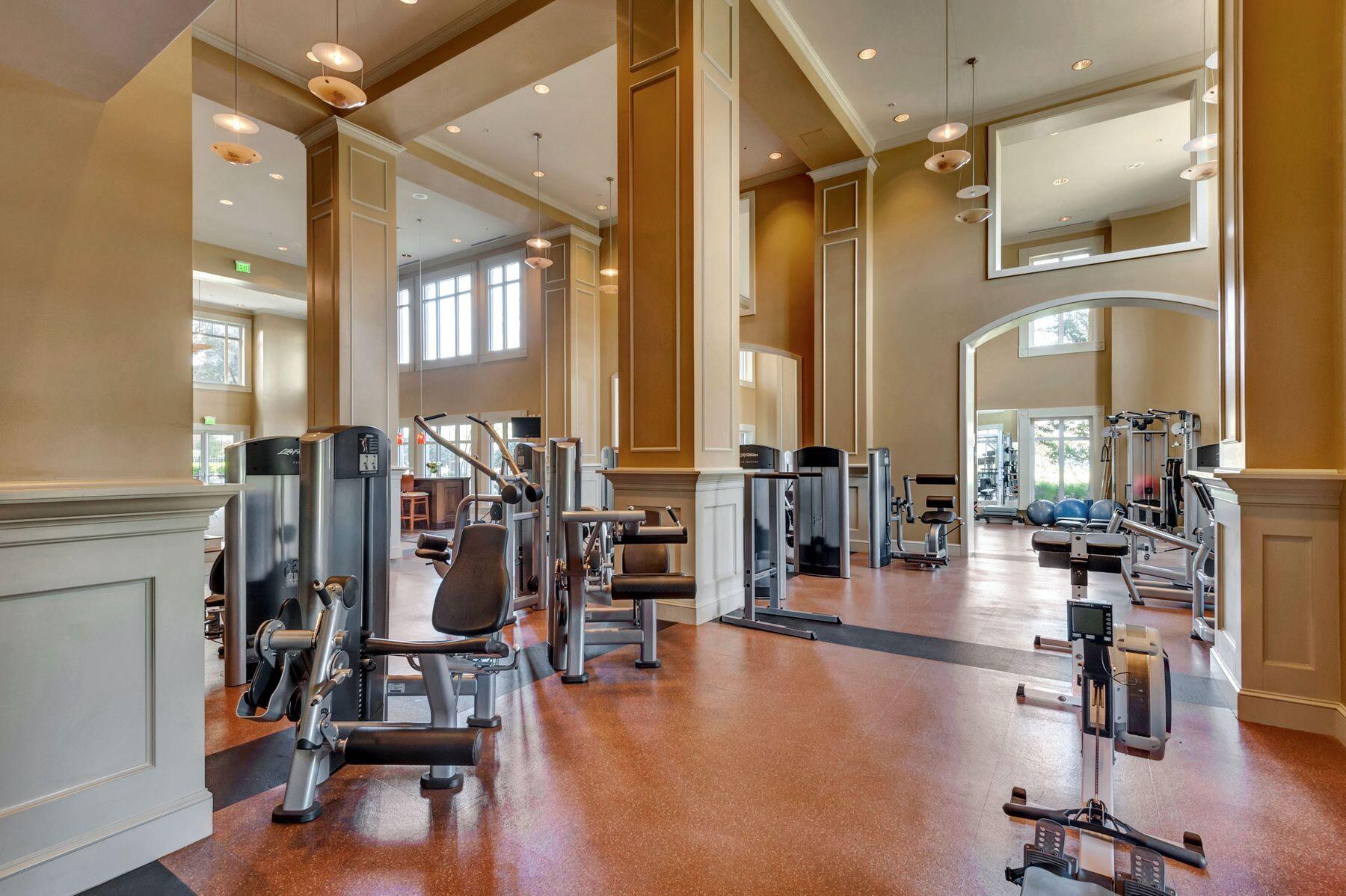 408 Kelly Plantation Drive, UNIT 409