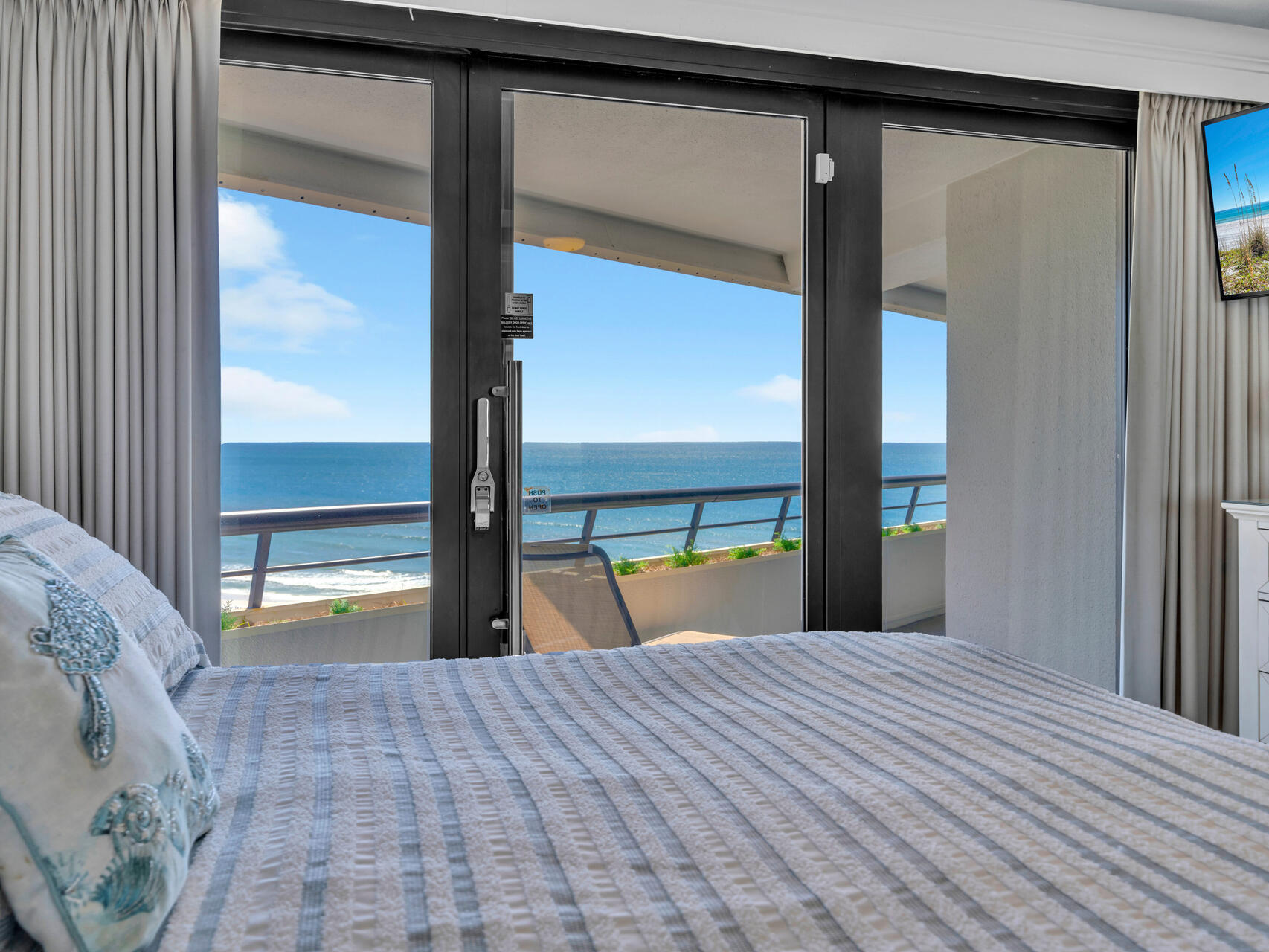 291 Scenic Gulf Drive, 1404