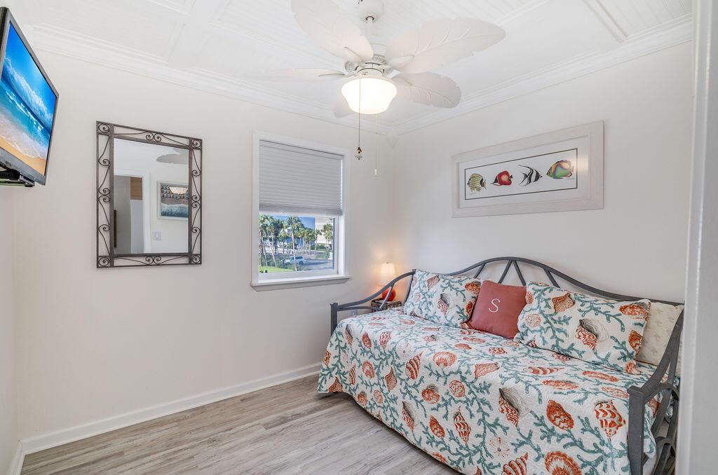 445 Gulf Shore Drive, 10