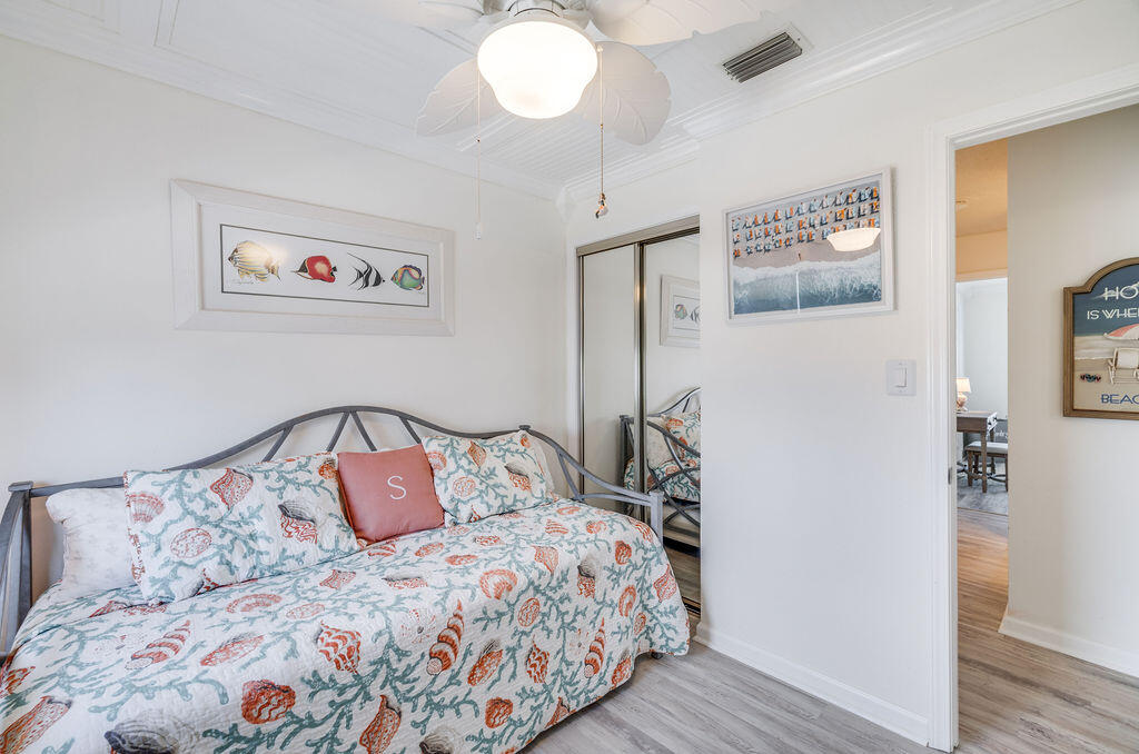 445 Gulf Shore Drive, 10