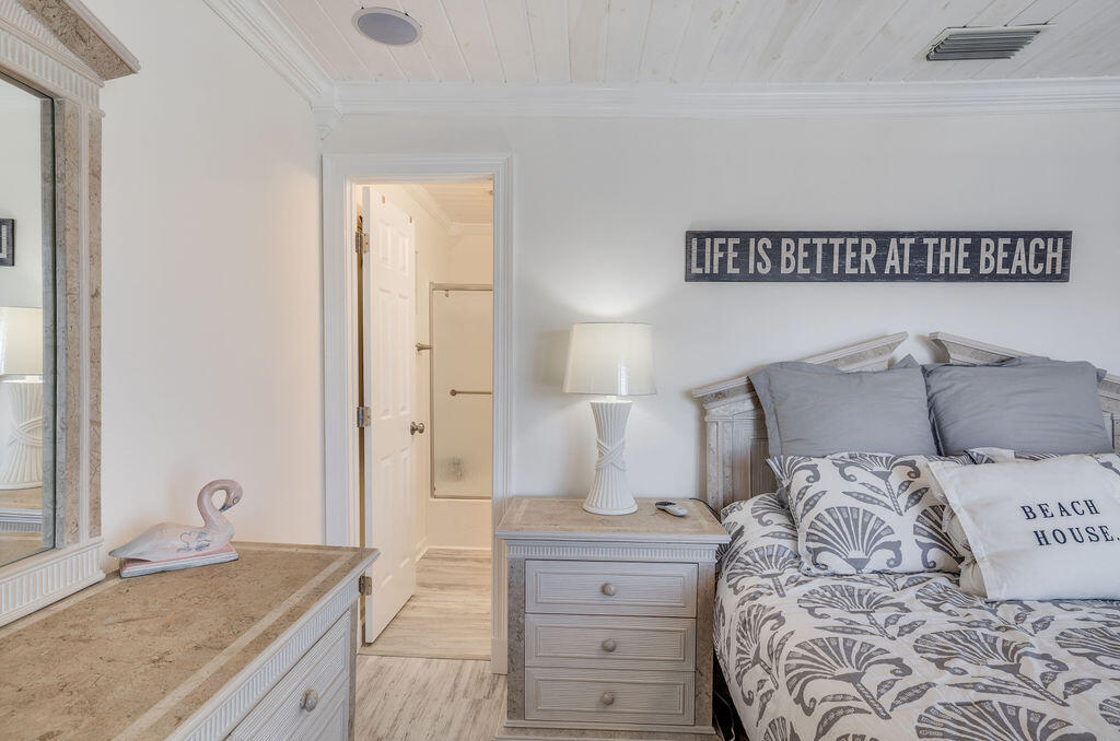 445 Gulf Shore Drive, 10