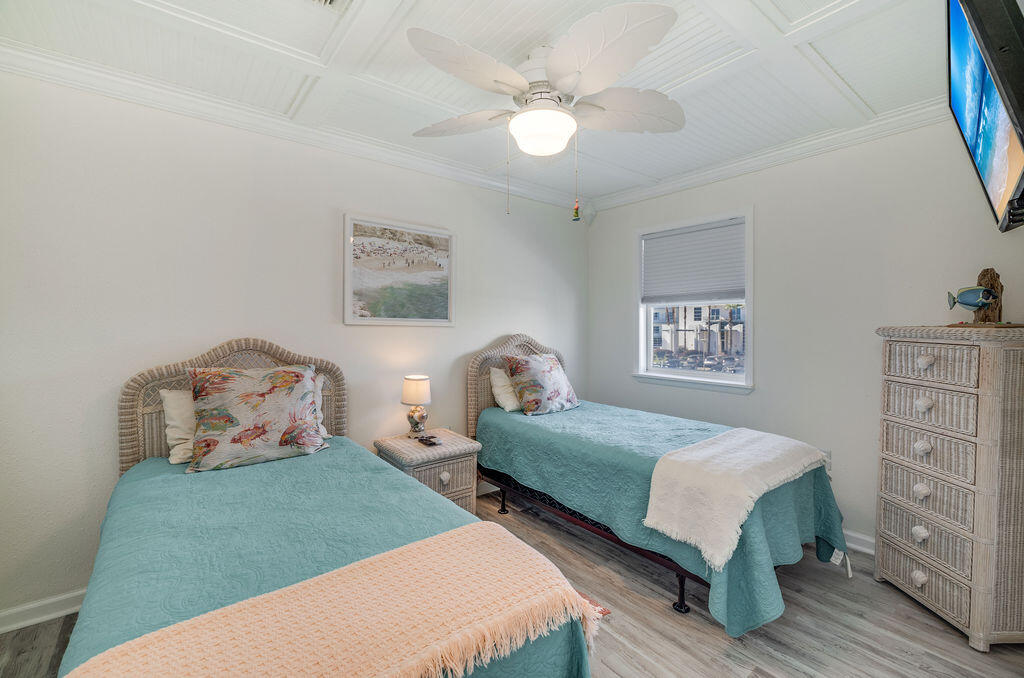 445 Gulf Shore Drive, 10