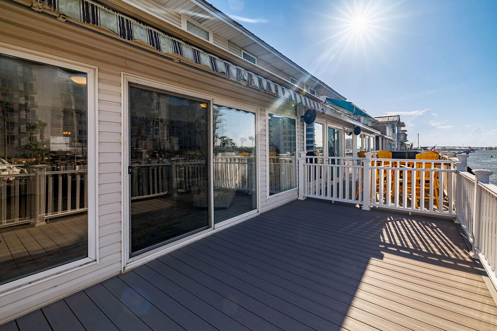 445 Gulf Shore Drive, 10