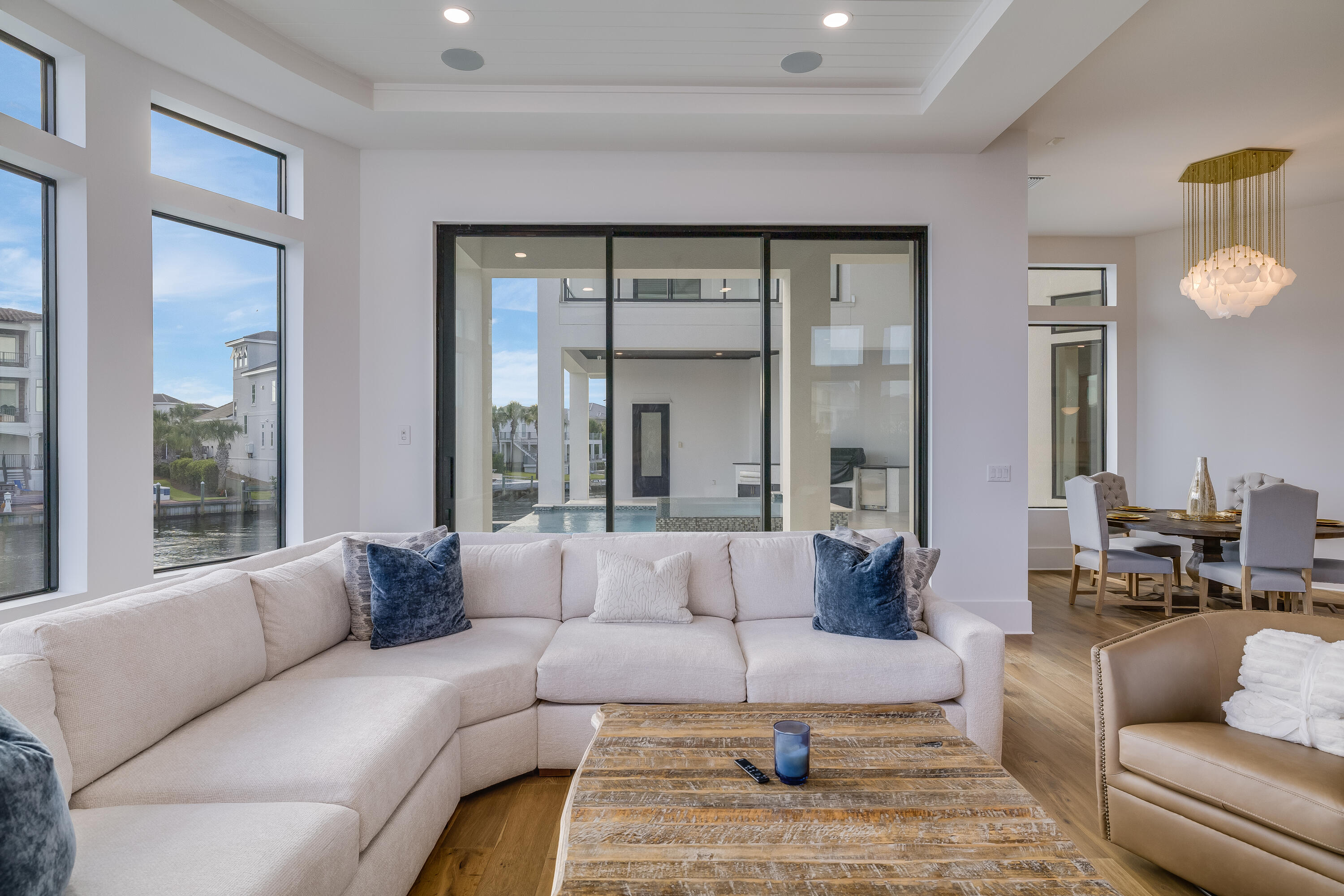 602 Lagoon Dr Drive