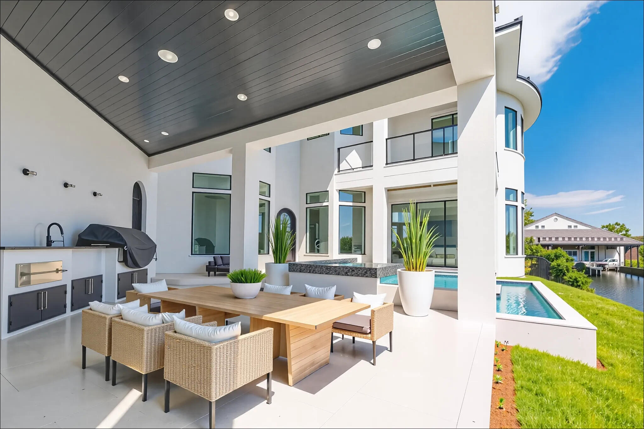 602 Lagoon Dr Drive