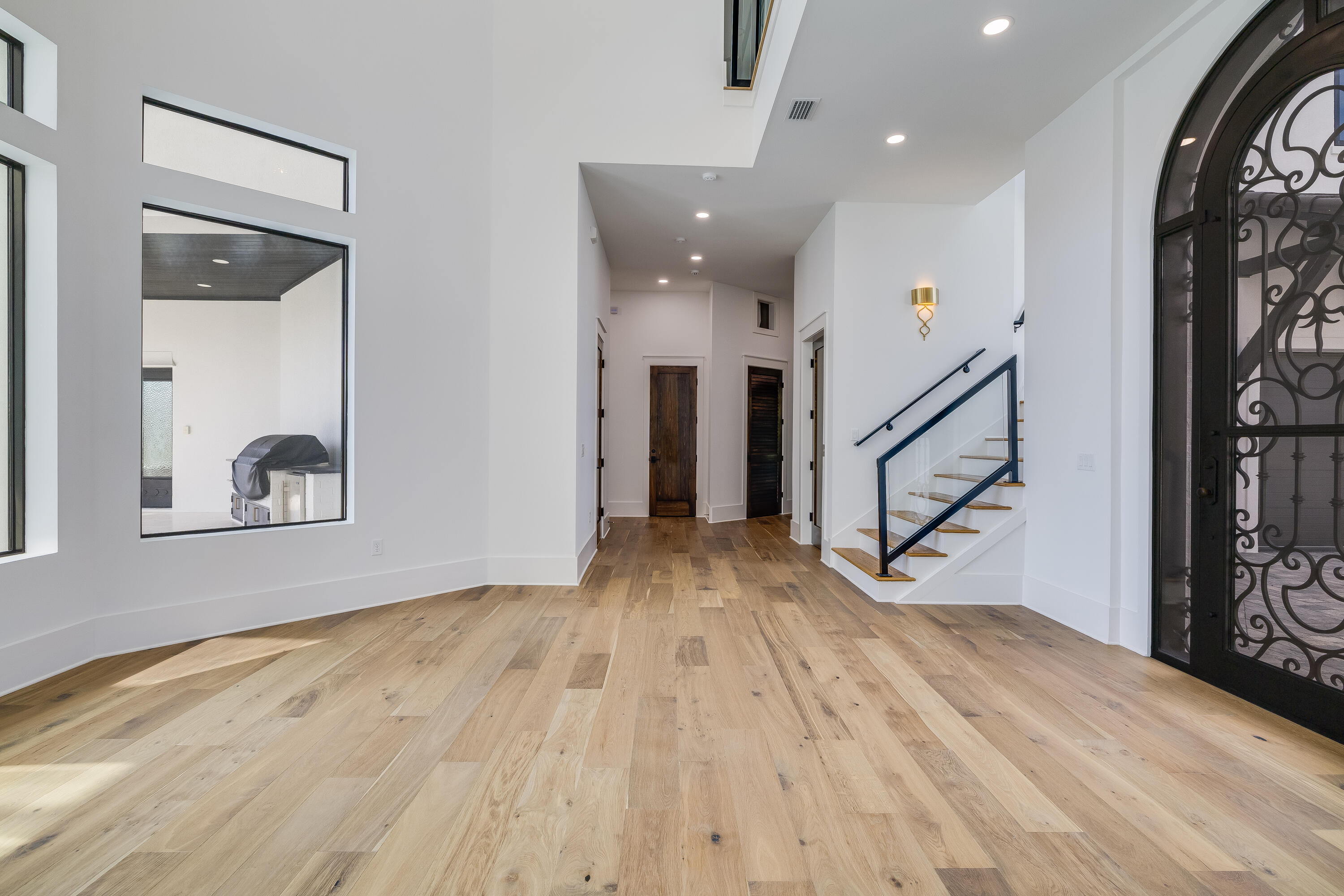 602 Lagoon Dr Drive