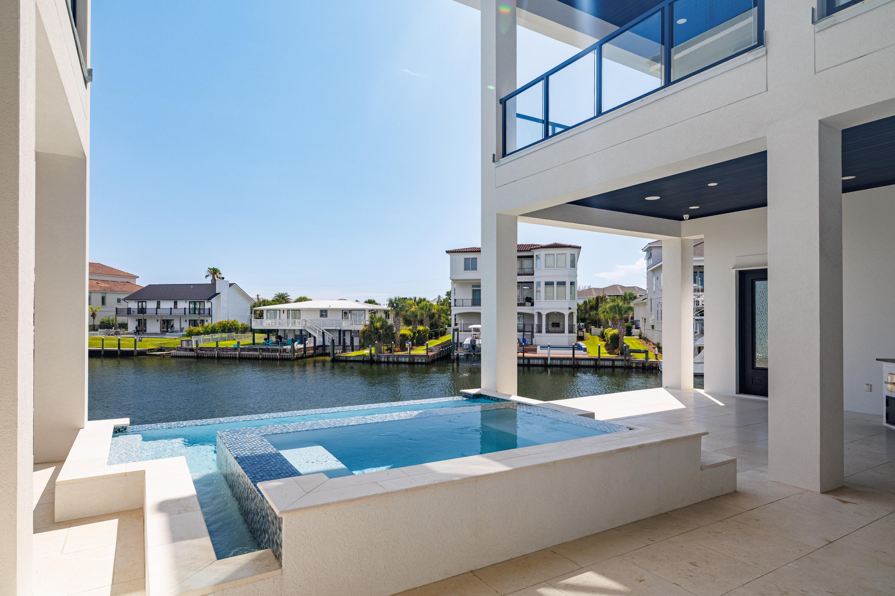 602 Lagoon Dr Drive