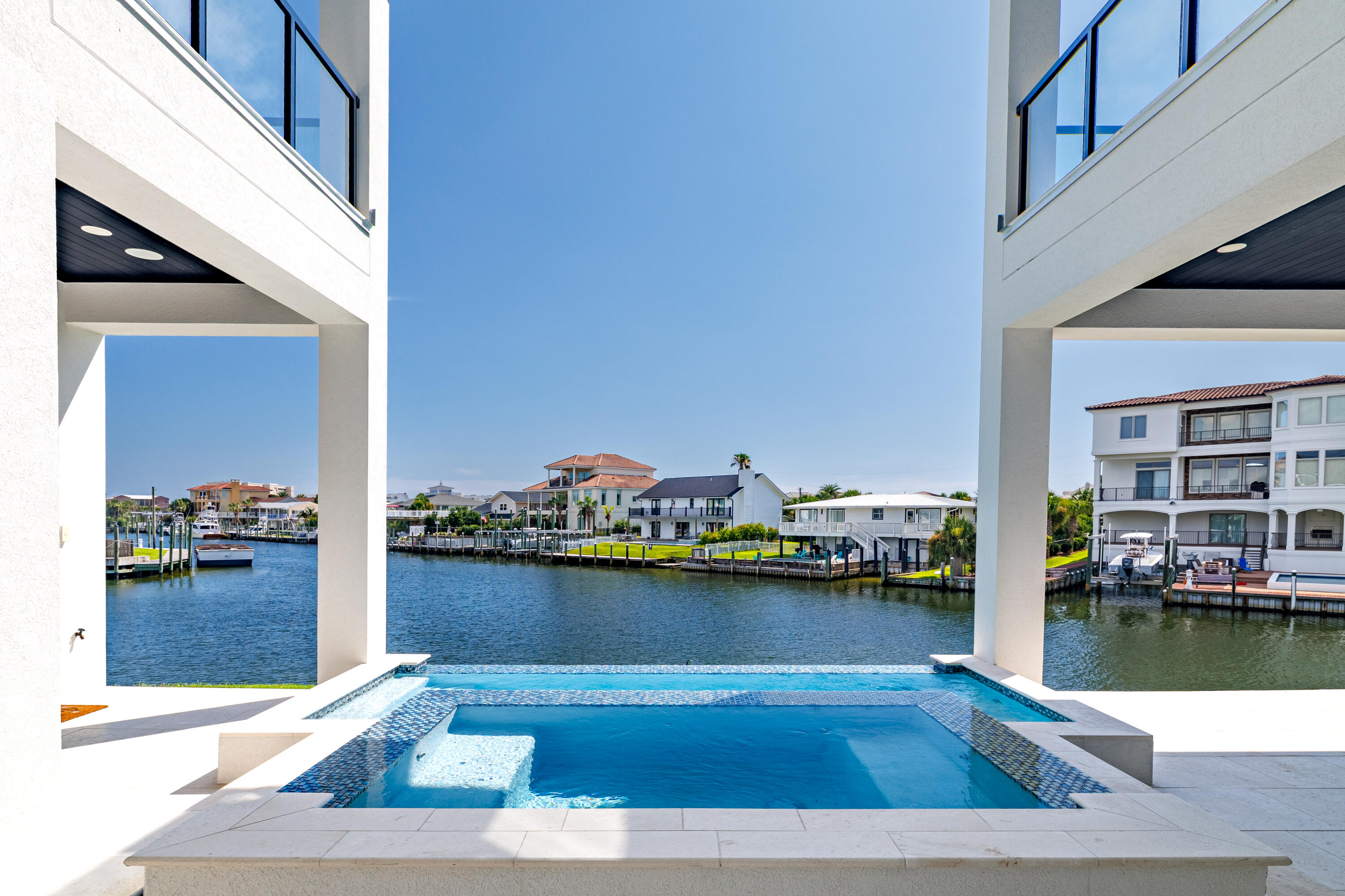 602 Lagoon Dr Drive