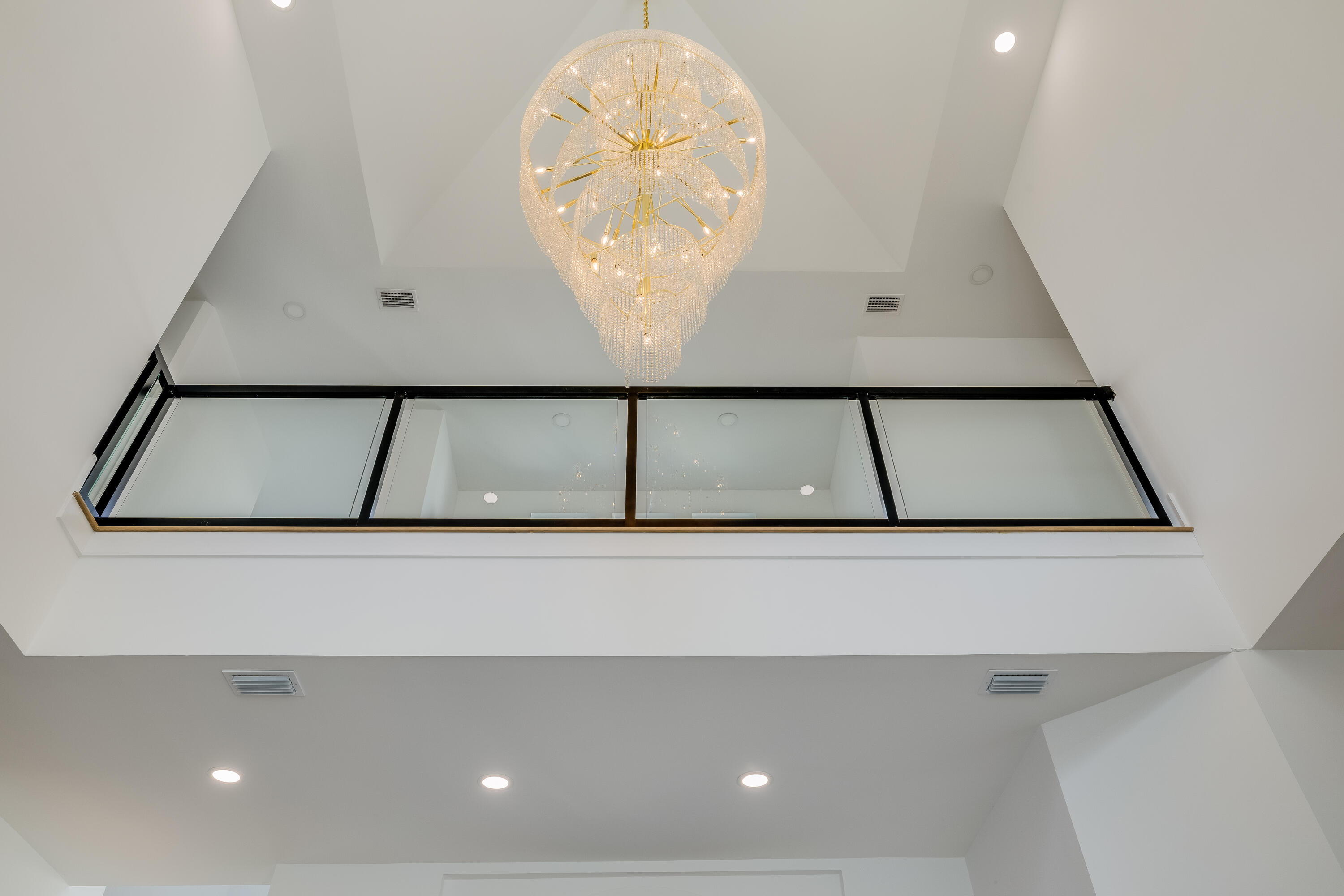 602 Lagoon Dr Drive