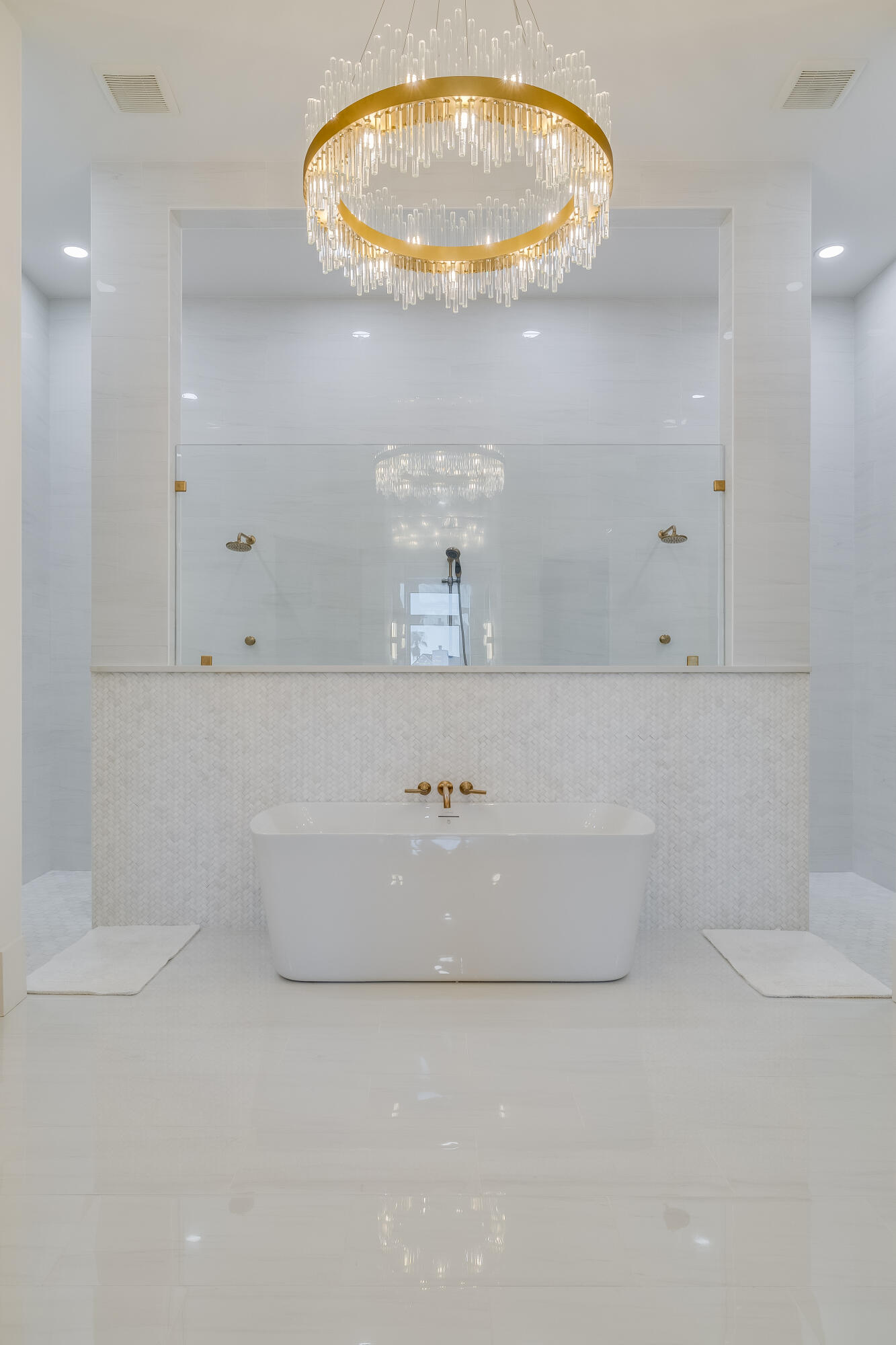 602 Lagoon Dr Drive