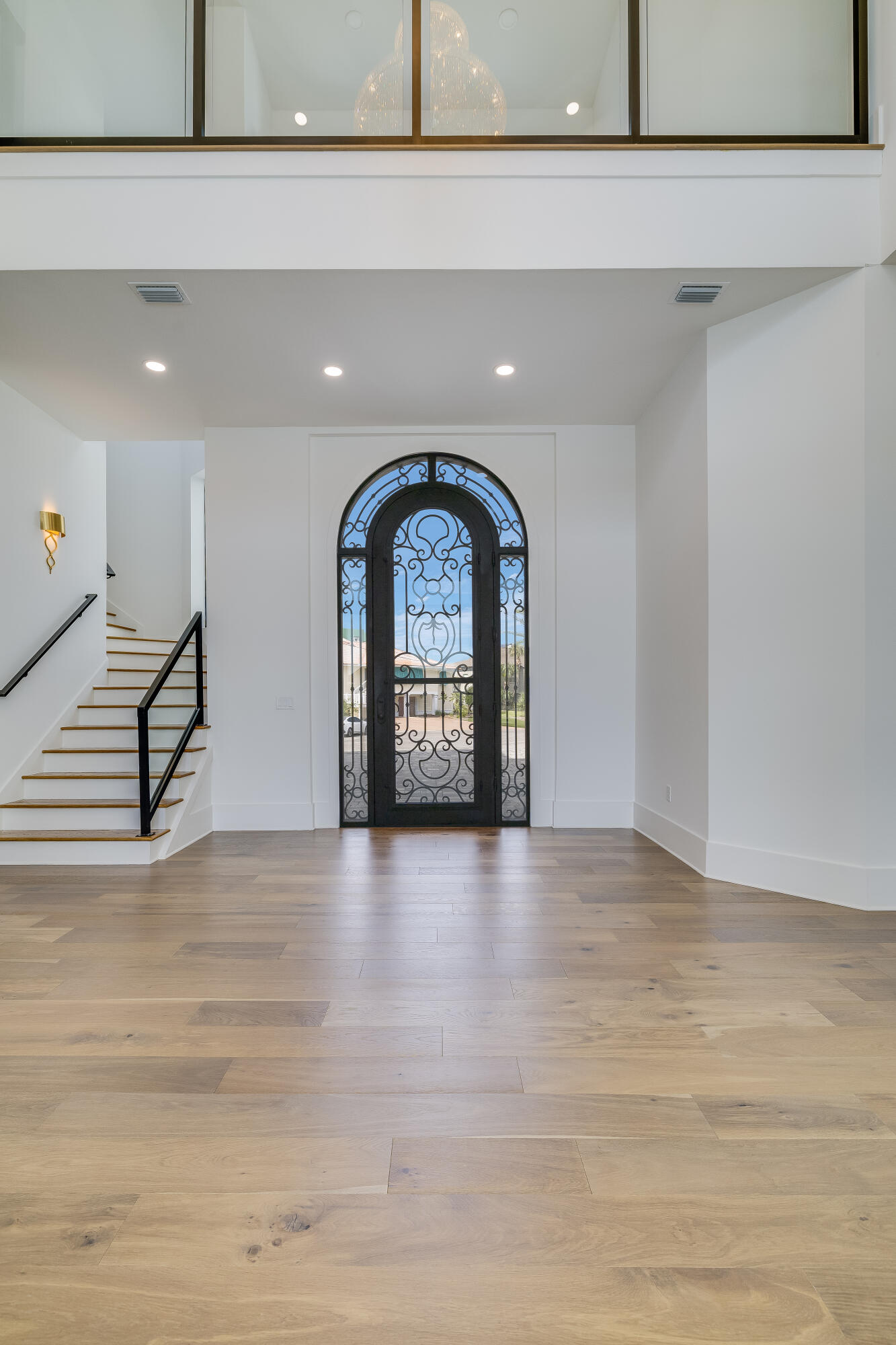 602 Lagoon Dr Drive